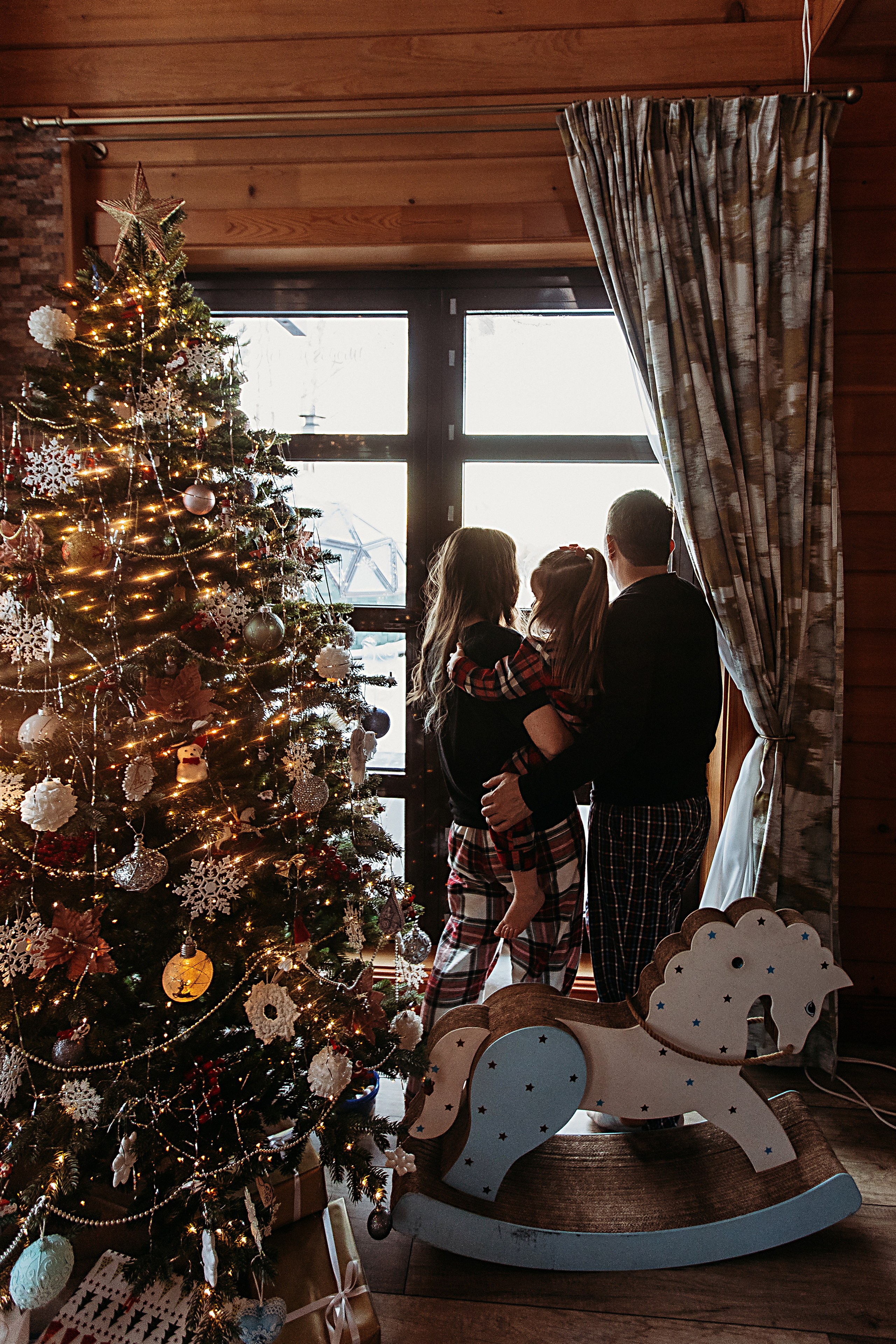 Тёплый новый год. Семейный фотограф Тюмень, фотограф на роды Салмина Мария