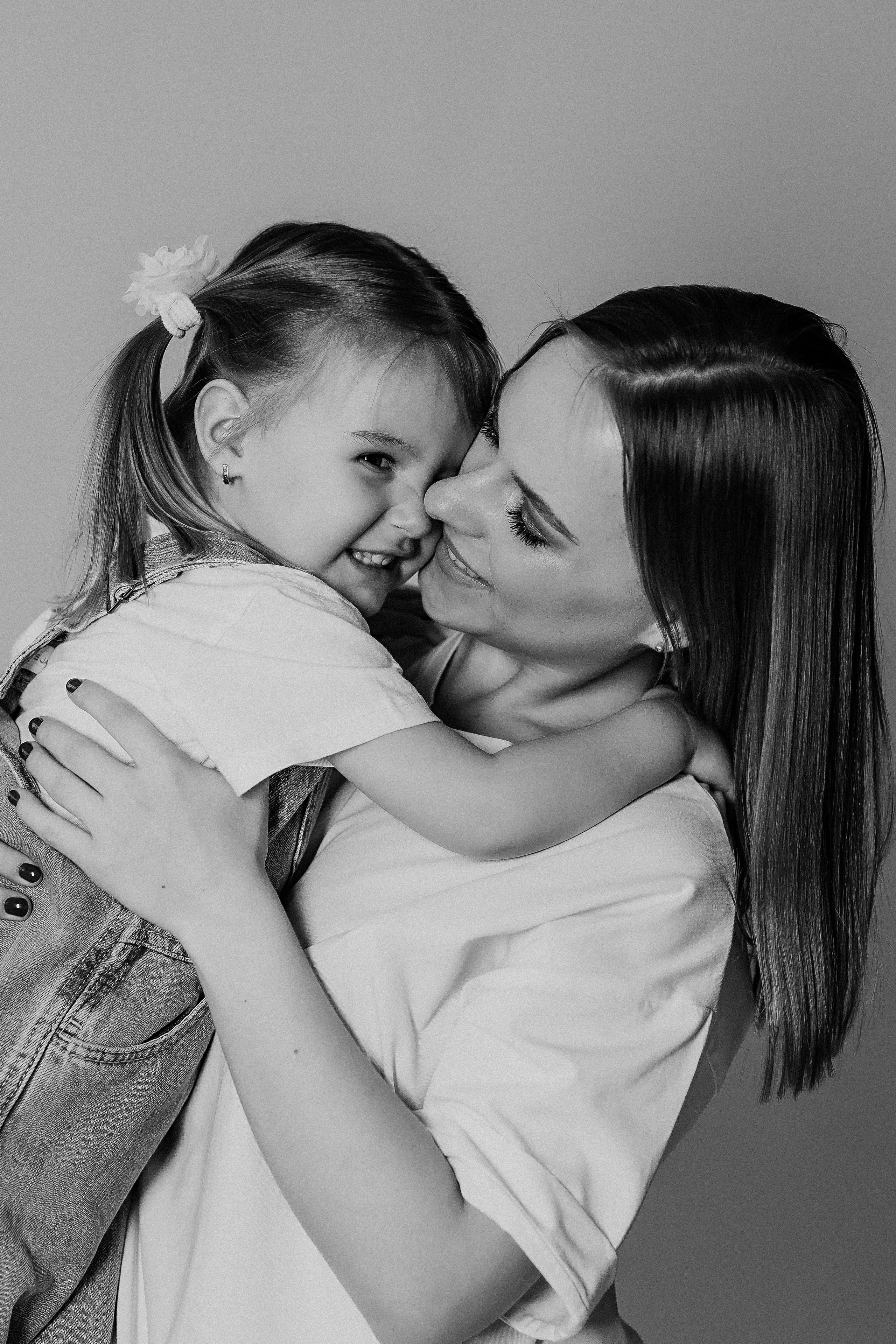 На фотофонах. Семейный фотограф Тюмень, фотограф на роды Салмина Мария