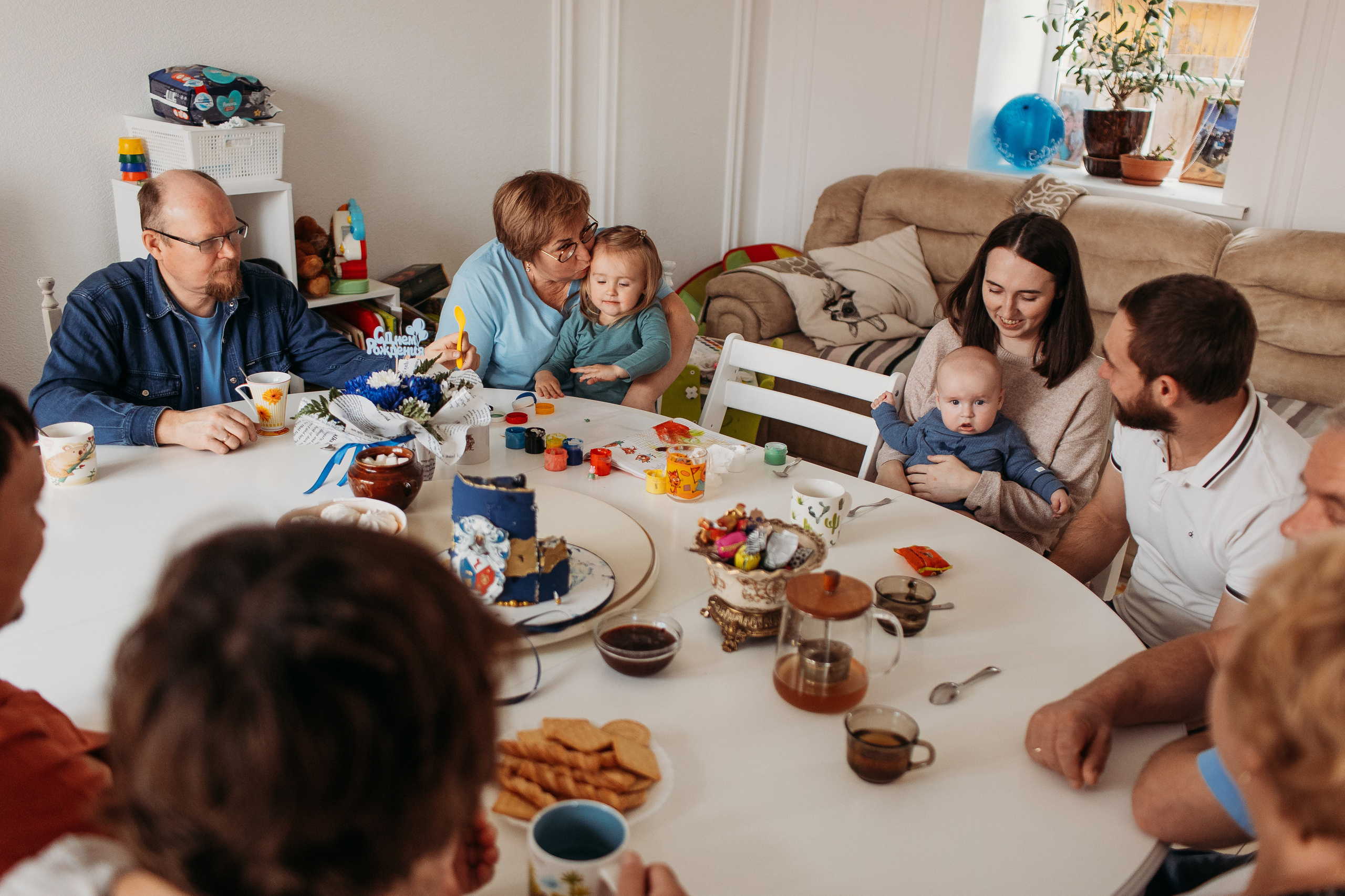 Большая семья. Семейный фотограф Тюмень, фотограф на роды Салмина Мария