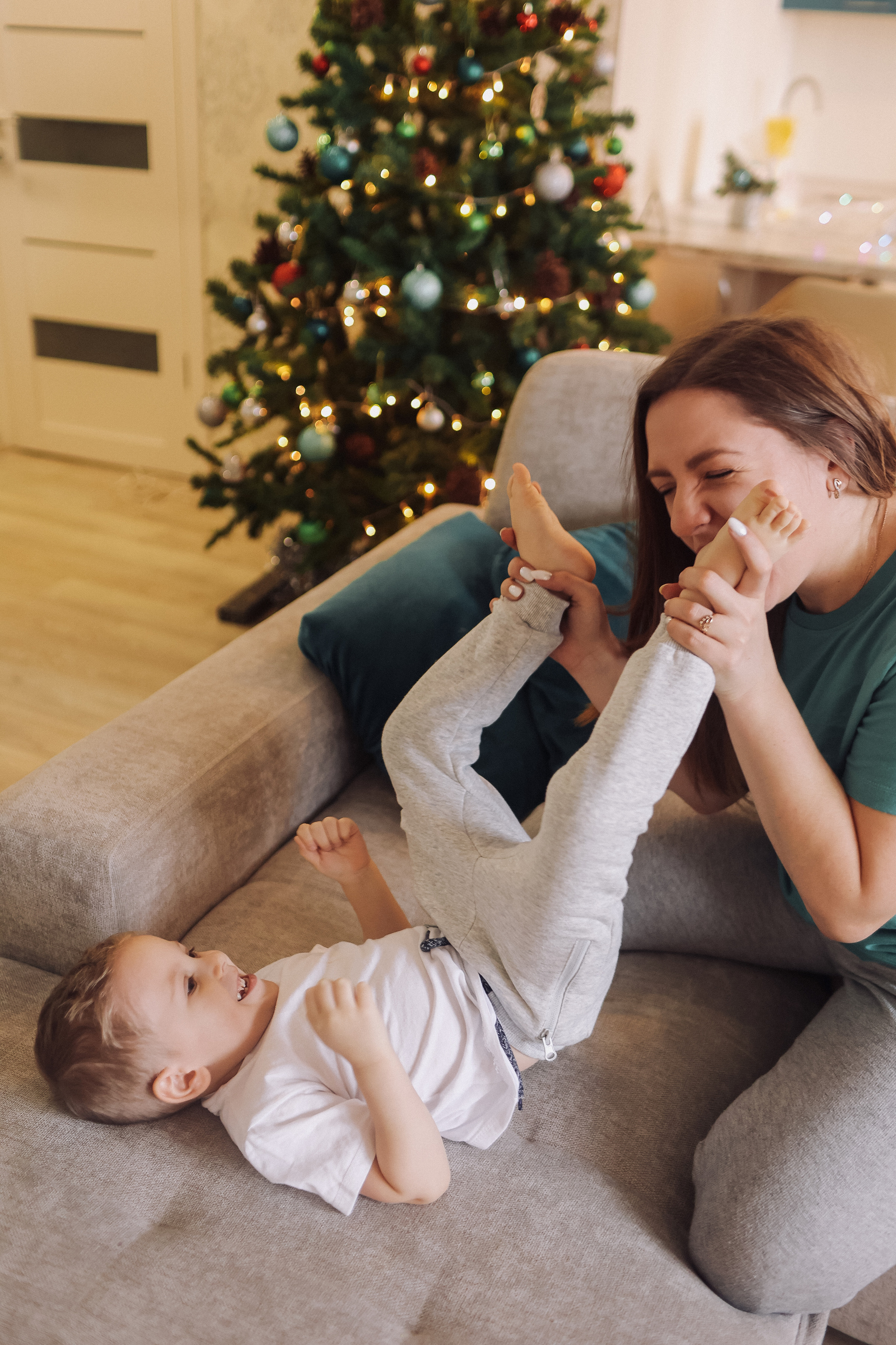 Новогодняя. Семейный фотограф Тюмень, фотограф на роды Салмина Мария