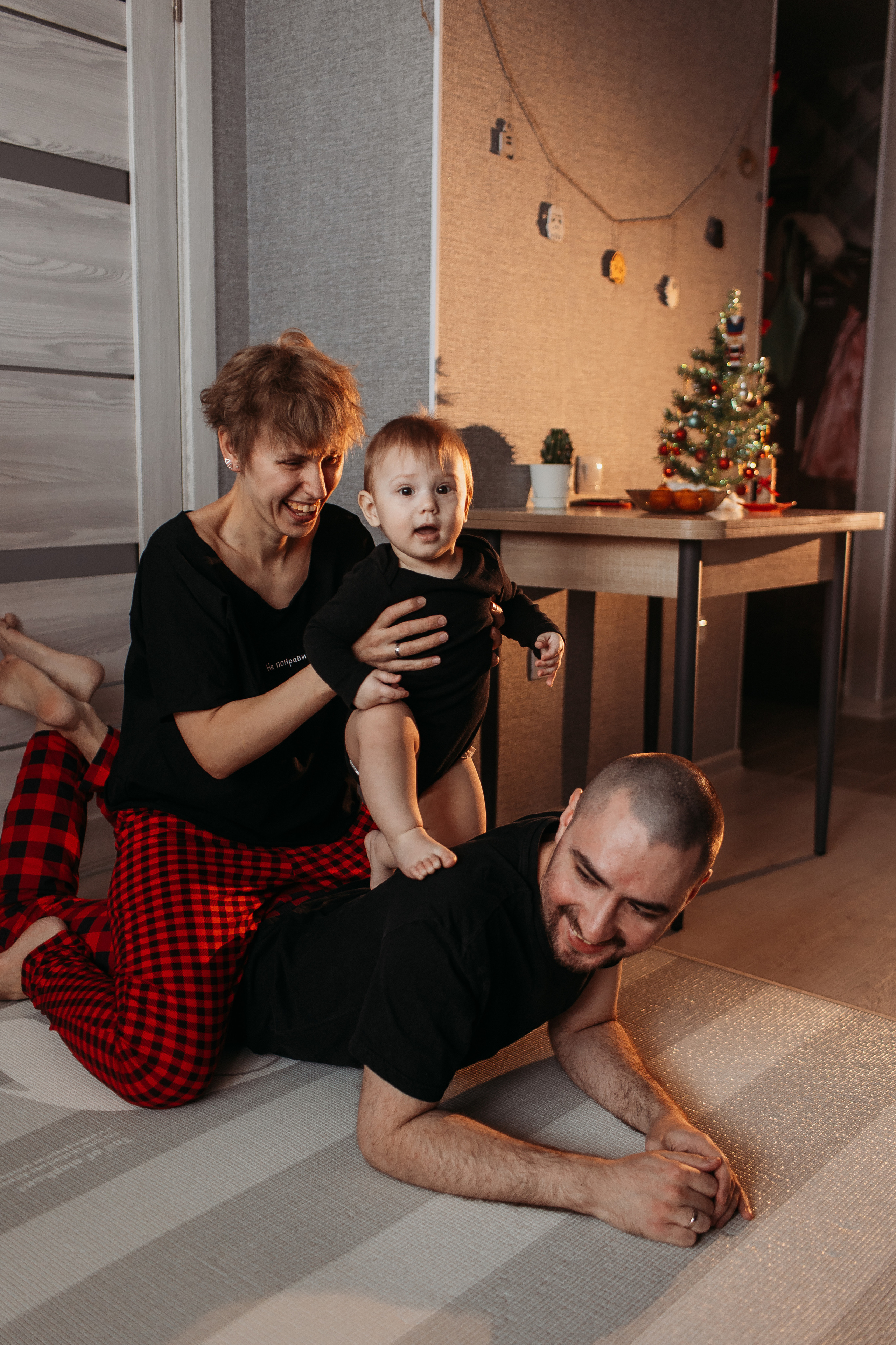 Новый год. Семейный фотограф Тюмень, фотограф на роды Салмина Мария