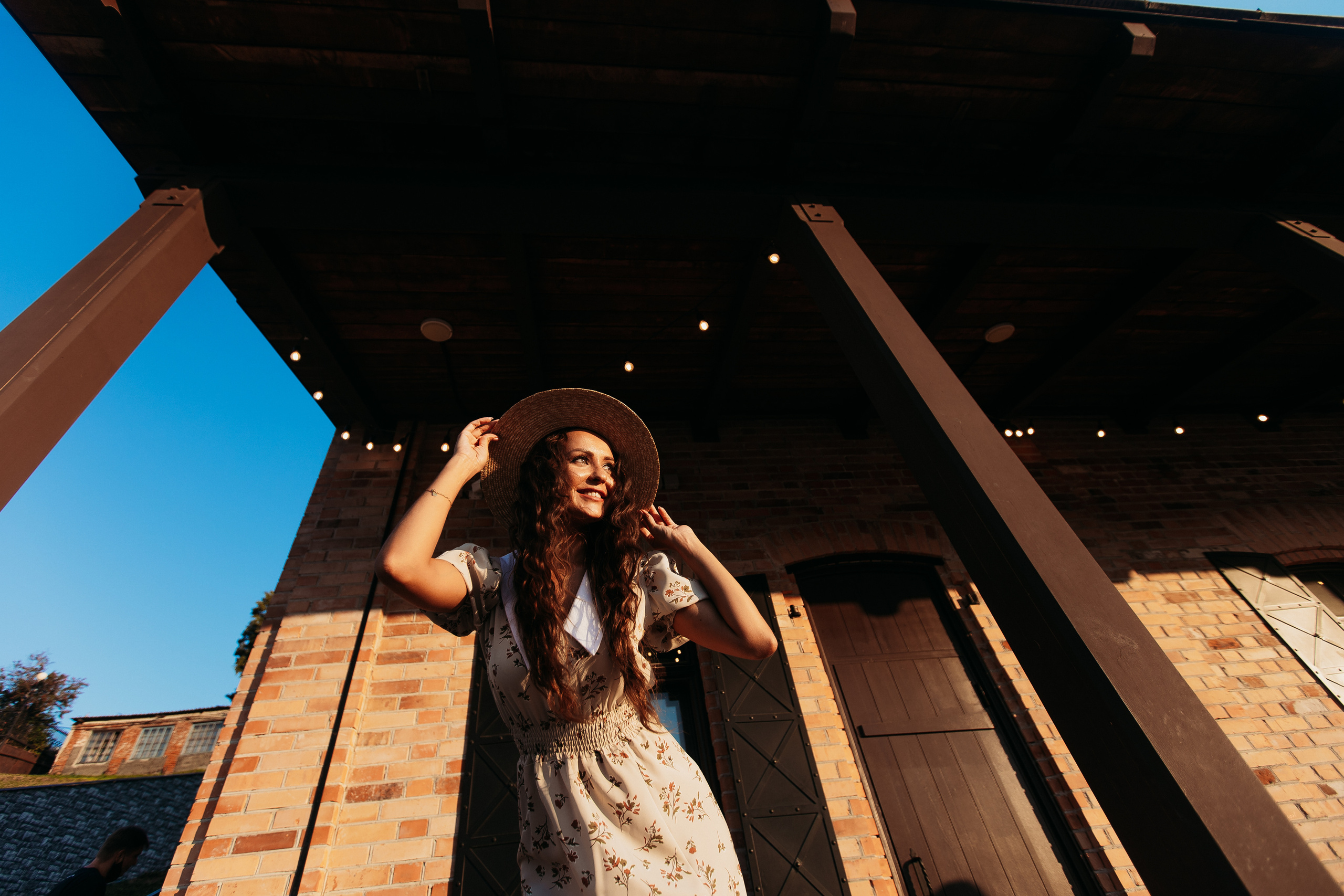 Набережная на закате. Семейный фотограф Тюмень, фотограф на роды Салмина Мария