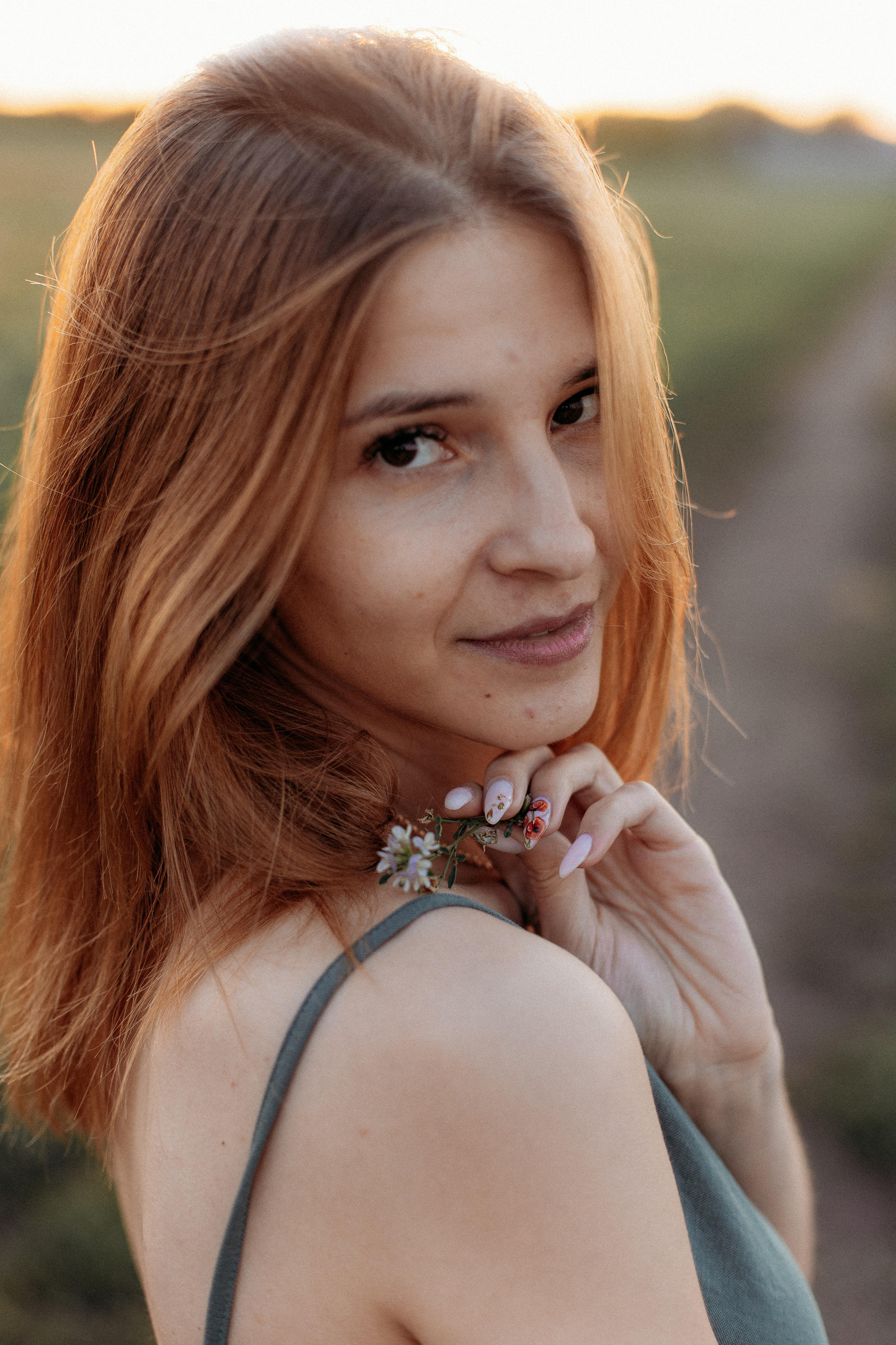 Поле. Семейный фотограф Тюмень, фотограф на роды Салмина Мария