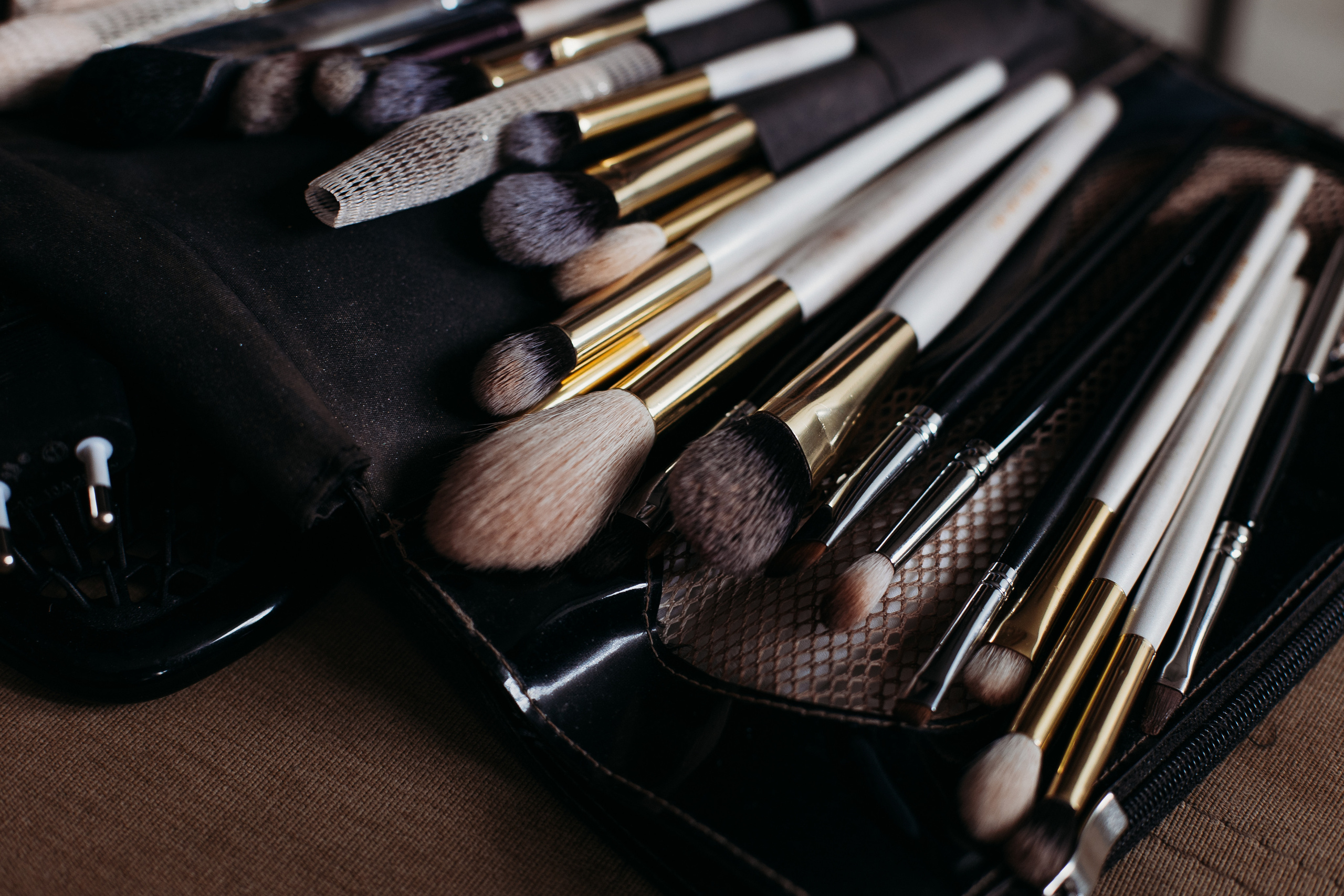 Сборы и прогулка. Семейный фотограф Тюмень, фотограф на роды Салмина Мария