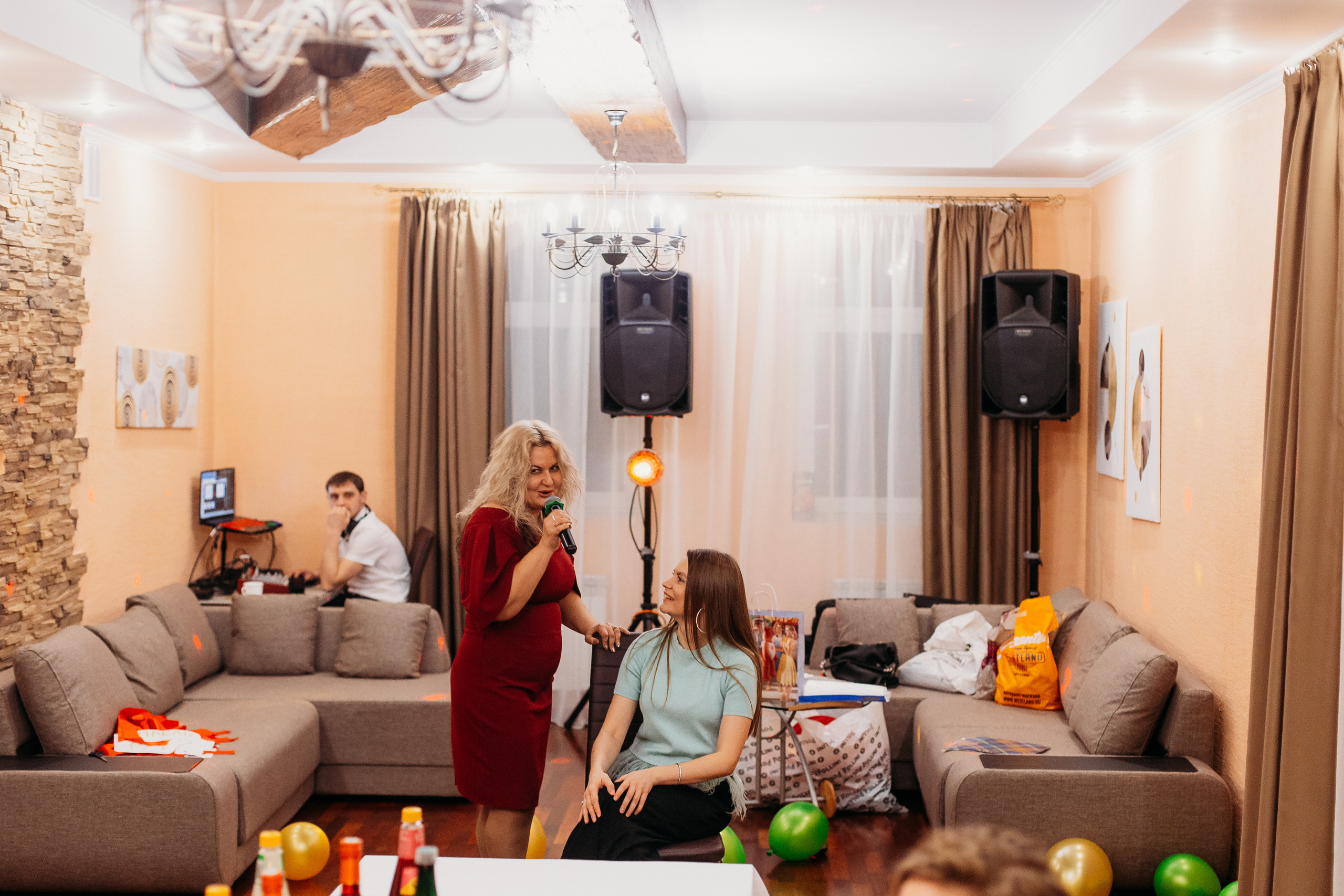 Банкет. Семейный фотограф Тюмень, фотограф на роды Салмина Мария