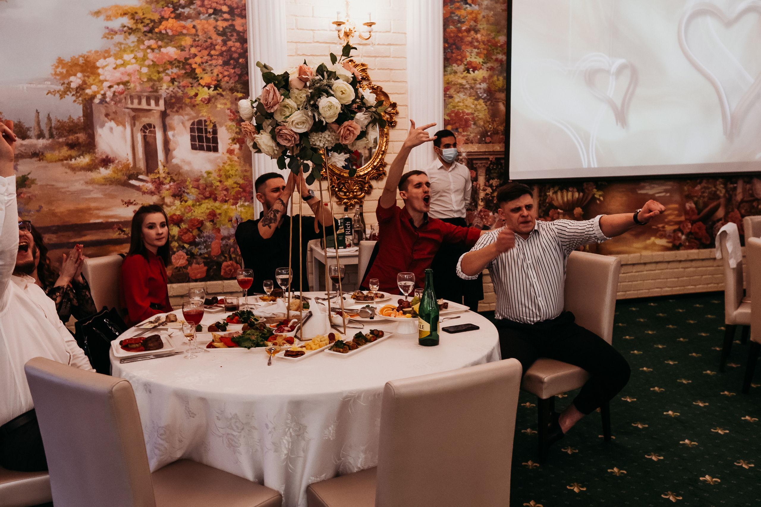 Банкет. Семейный фотограф Тюмень, фотограф на роды Салмина Мария