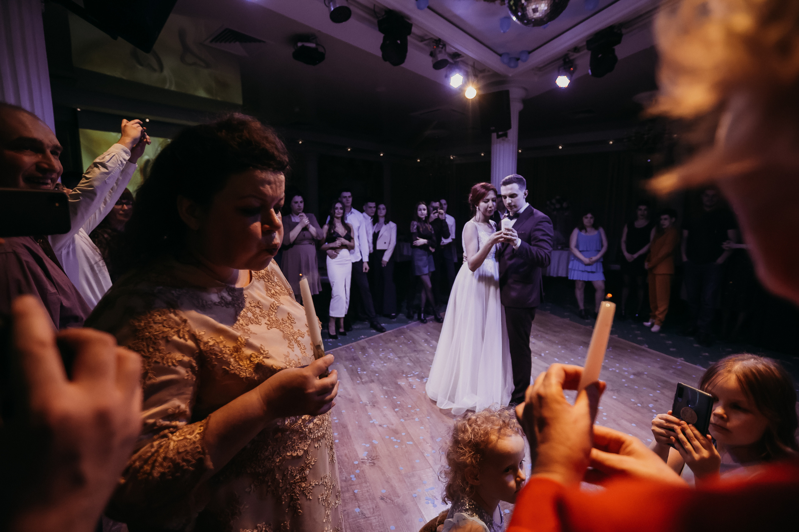 Банкет. Семейный фотограф Тюмень, фотограф на роды Салмина Мария