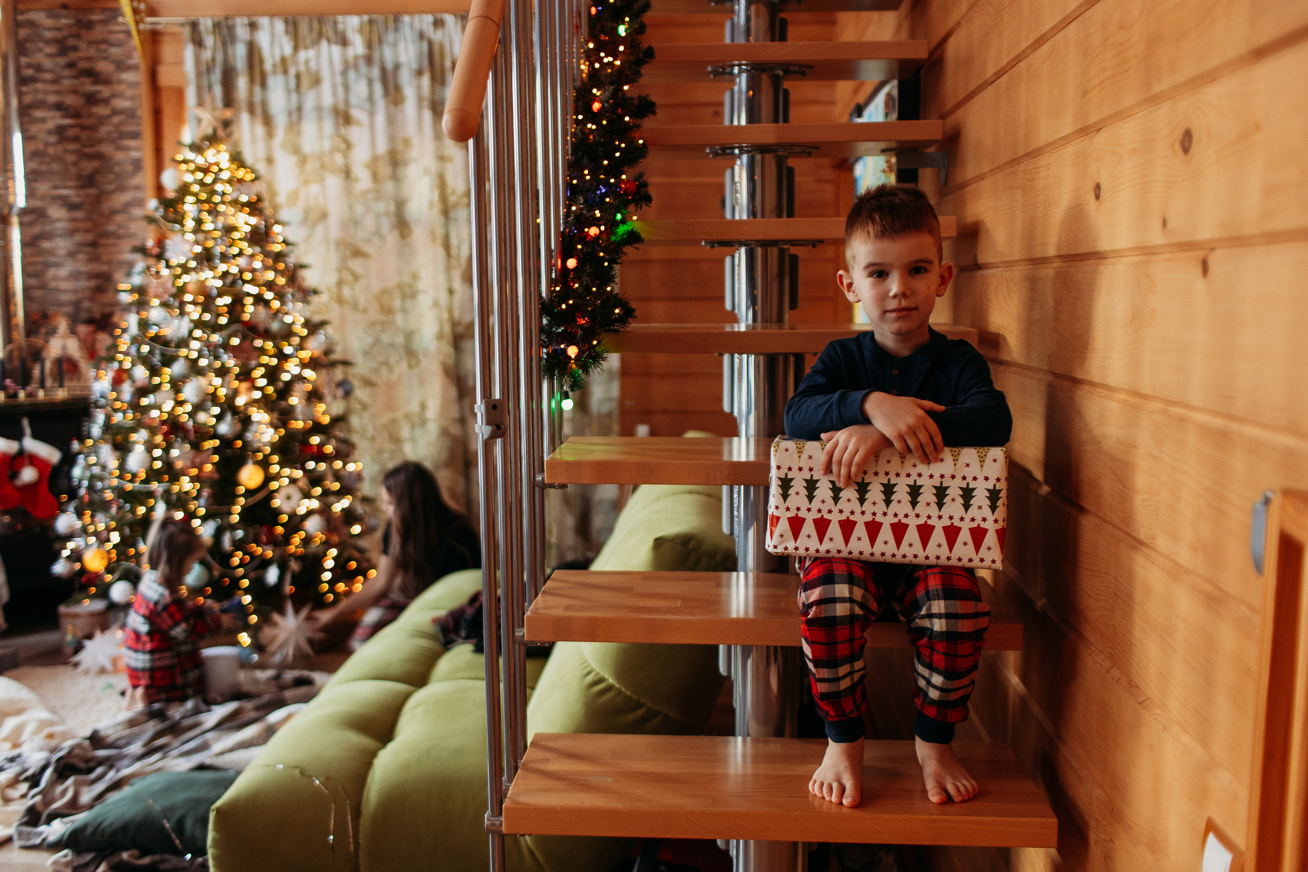 Тёплый новый год. Семейный фотограф Тюмень, фотограф на роды Салмина Мария