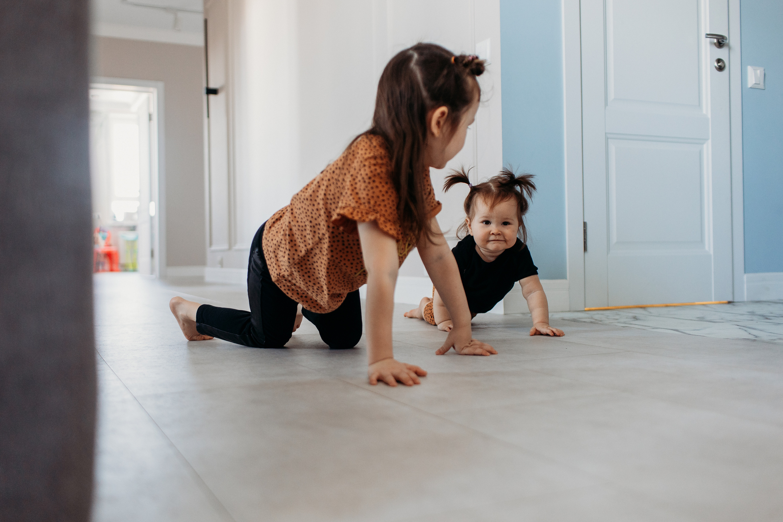 1 годик. Семейный фотограф Тюмень, фотограф на роды Салмина Мария