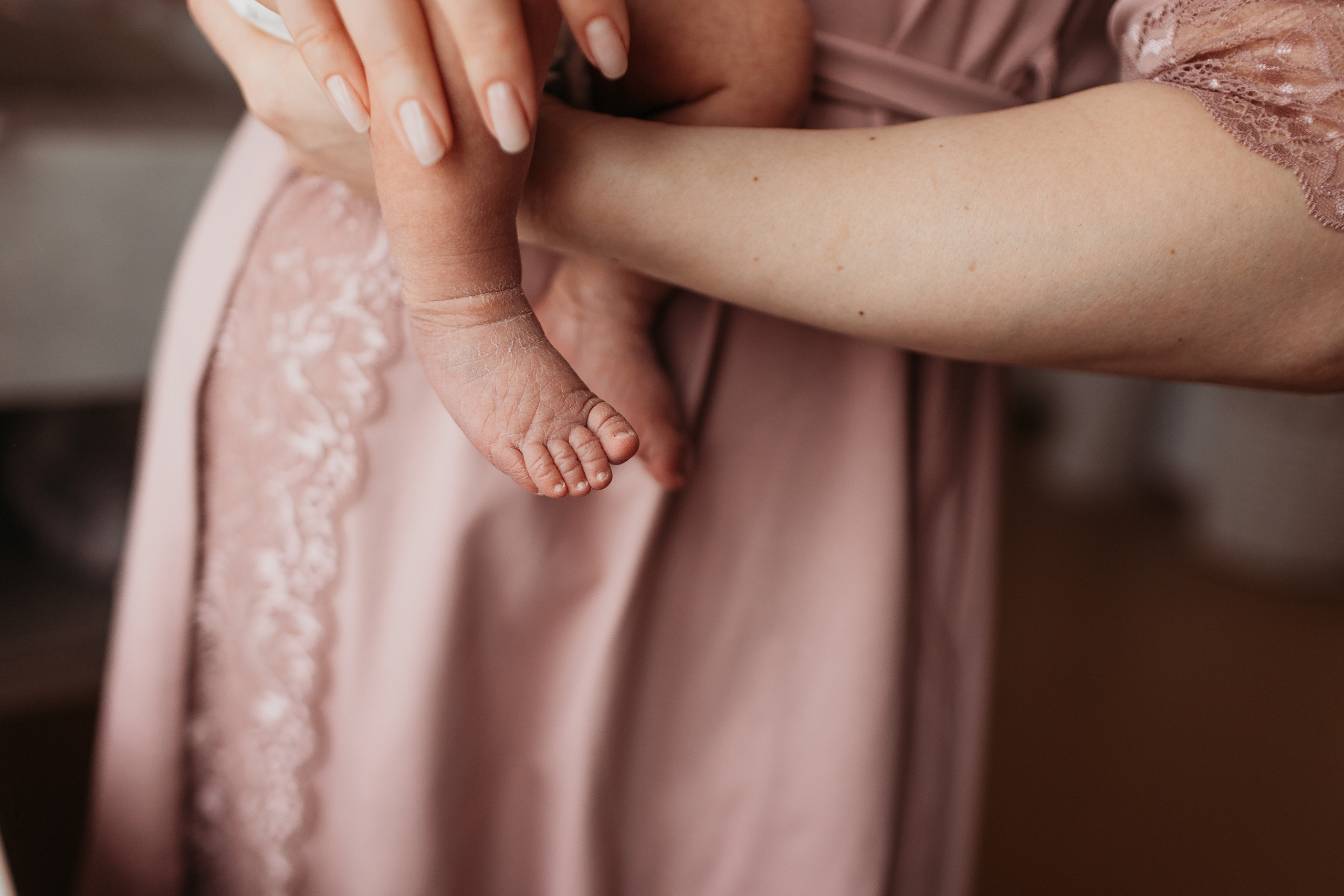 Выписка с палатой. Семейный фотограф Тюмень, фотограф на роды Салмина Мария