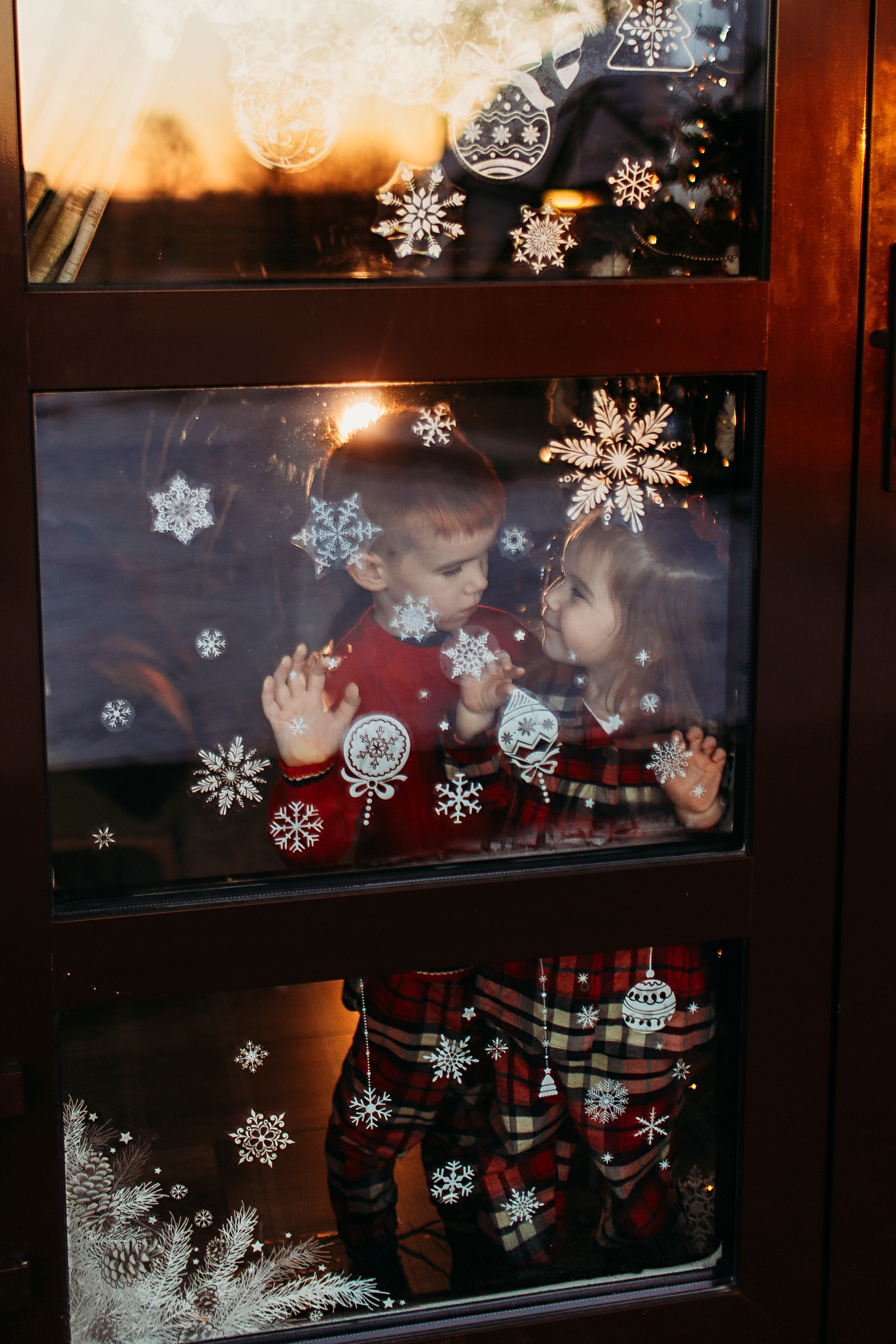 Тёплый новый год. Семейный фотограф Тюмень, фотограф на роды Салмина Мария