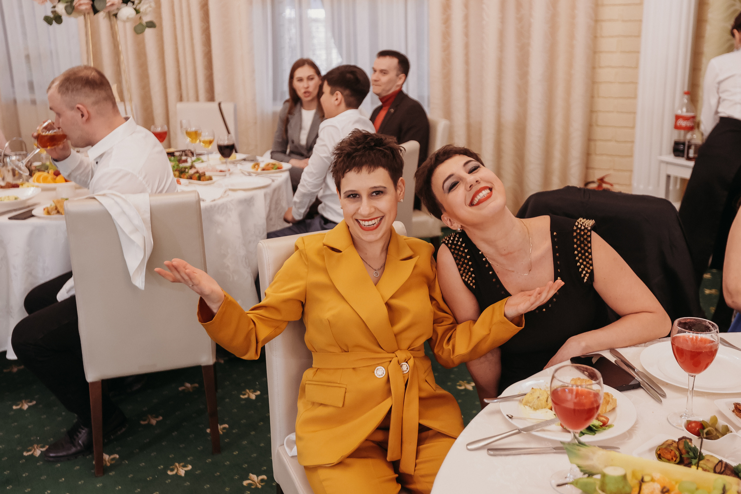 Банкет. Семейный фотограф Тюмень, фотограф на роды Салмина Мария