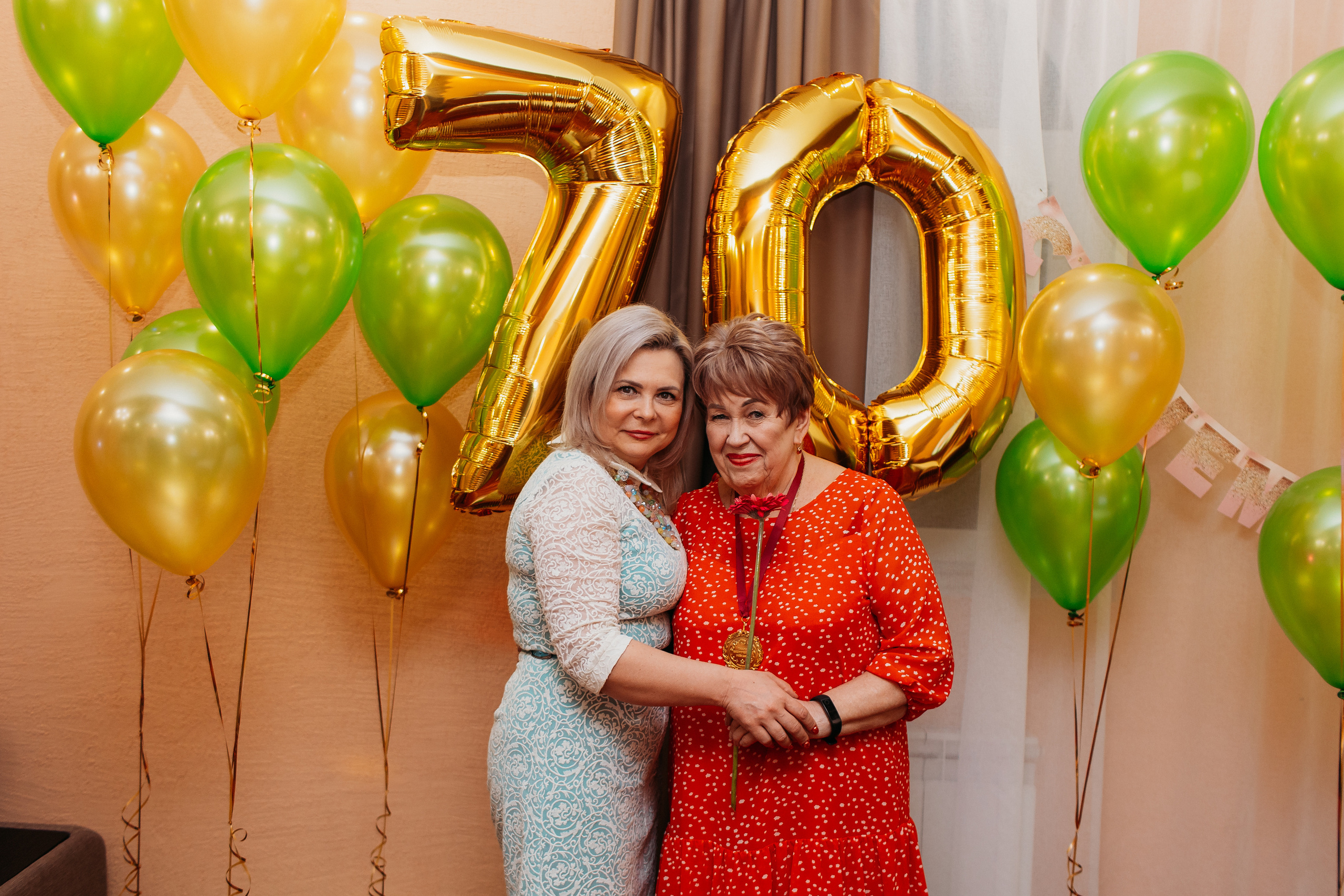 Банкет. Семейный фотограф Тюмень, фотограф на роды Салмина Мария