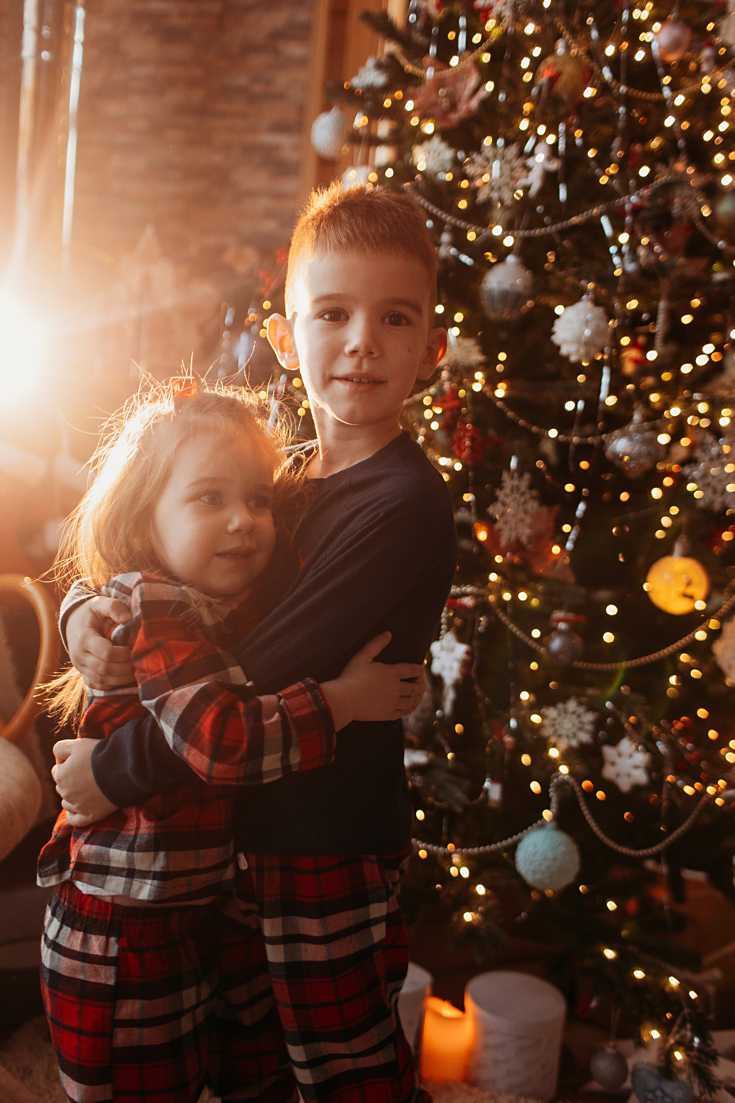 Тёплый новый год. Семейный фотограф Тюмень, фотограф на роды Салмина Мария