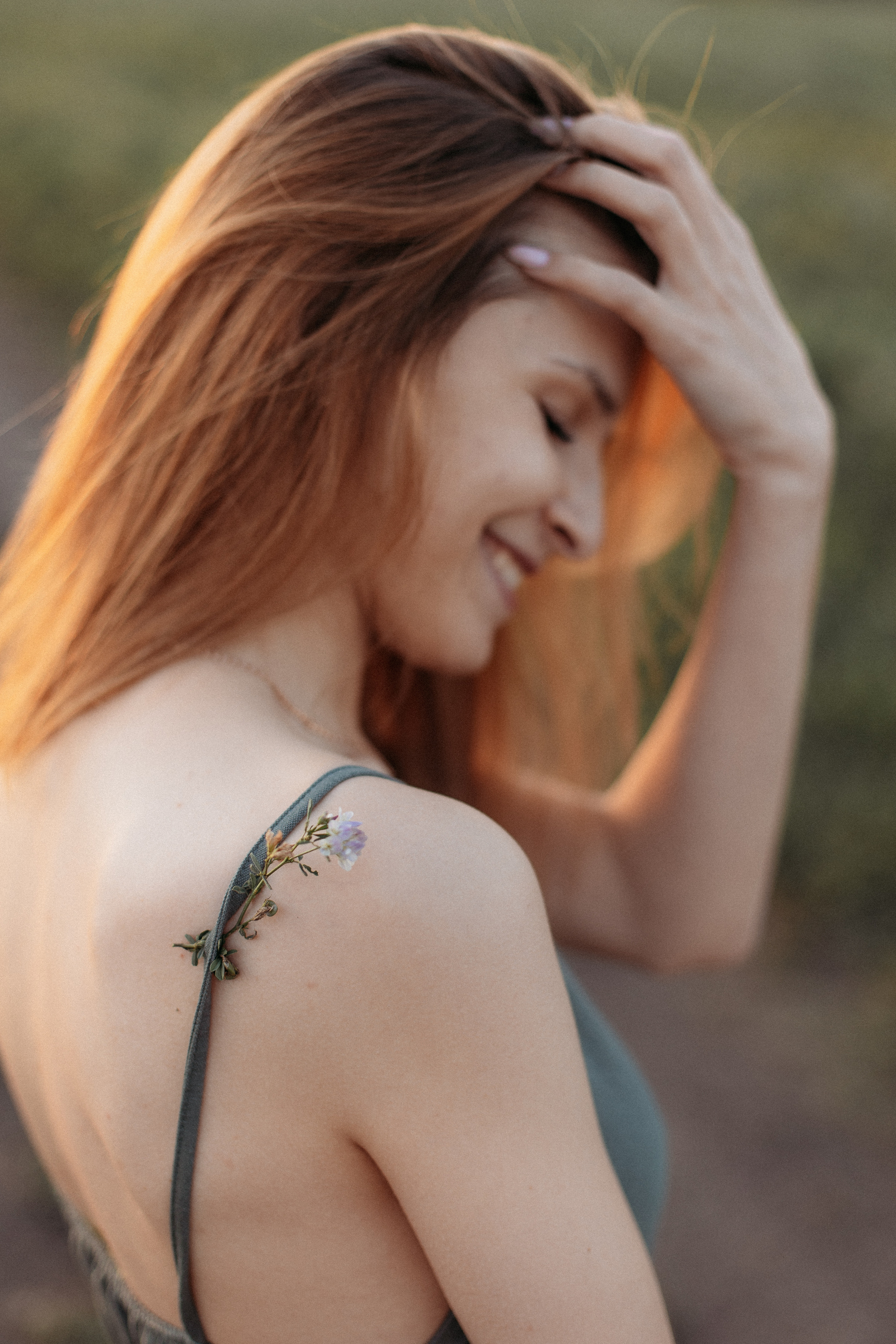 Поле. Семейный фотограф Тюмень, фотограф на роды Салмина Мария