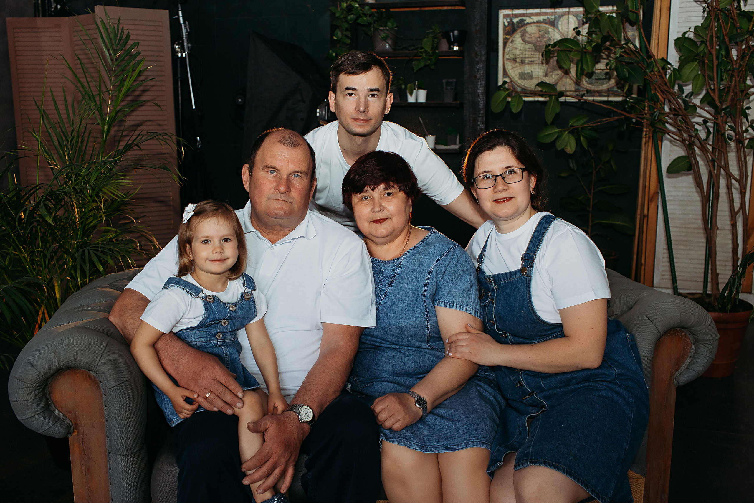 Лофт пространство Наше место. Семейный фотограф Тюмень, фотограф на роды Салмина Мария
