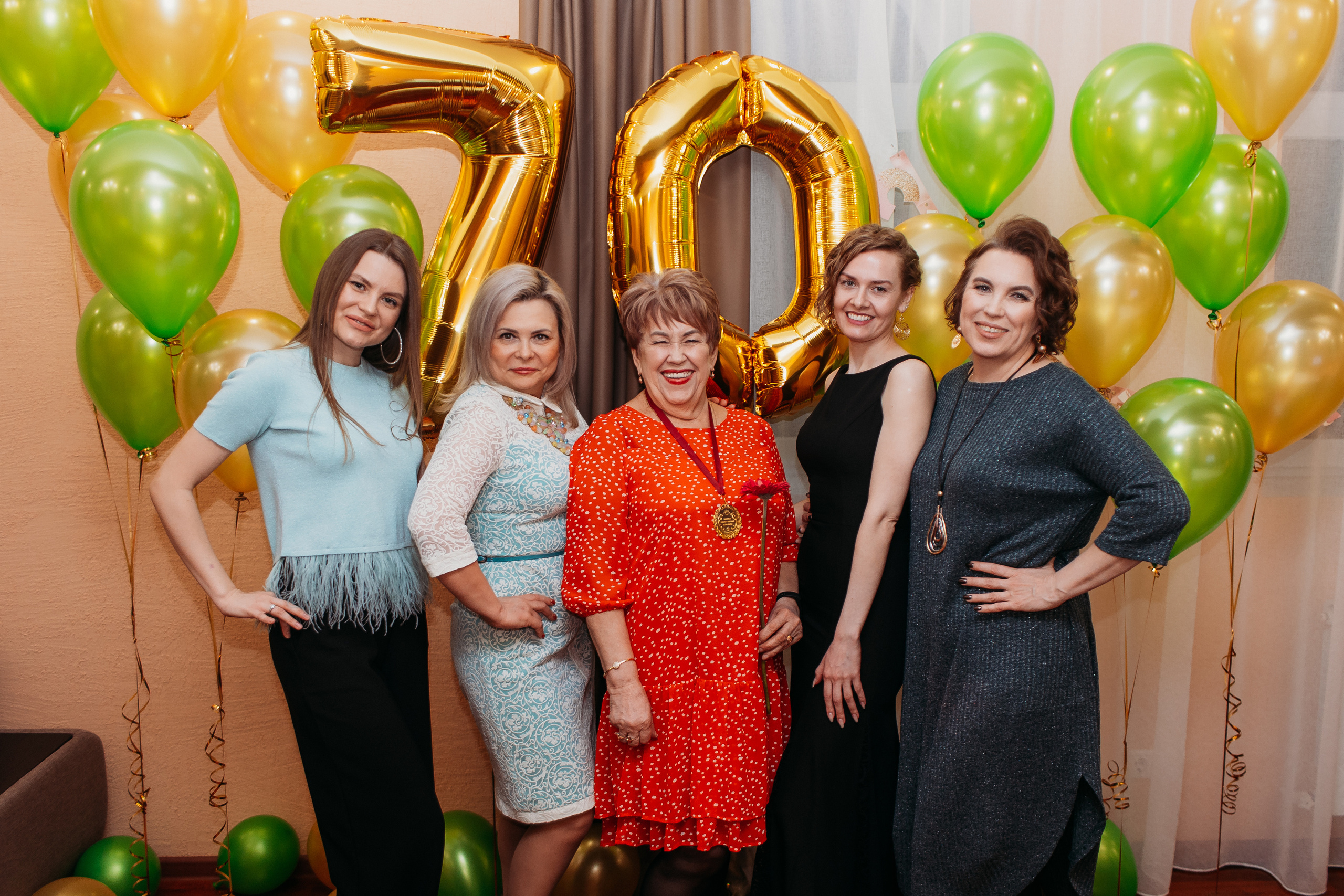 Банкет. Семейный фотограф Тюмень, фотограф на роды Салмина Мария