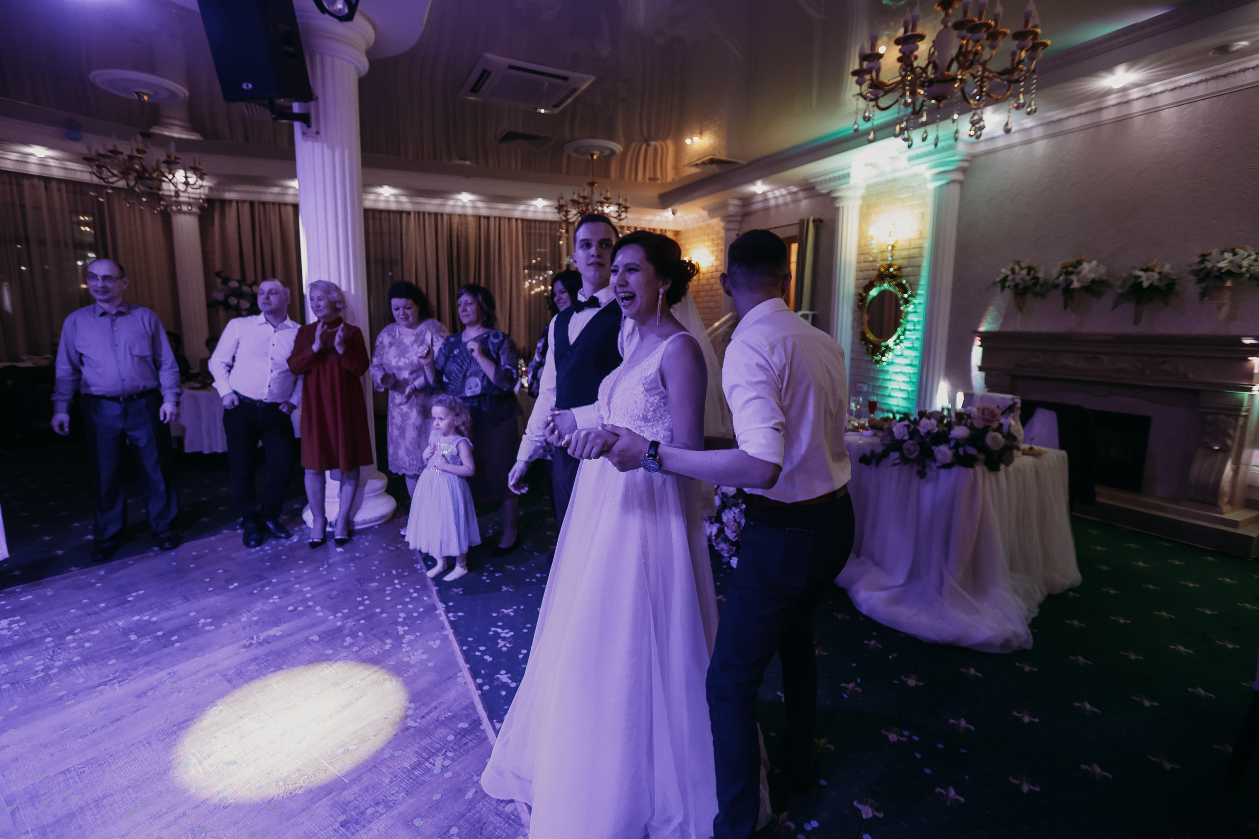 Банкет. Семейный фотограф Тюмень, фотограф на роды Салмина Мария