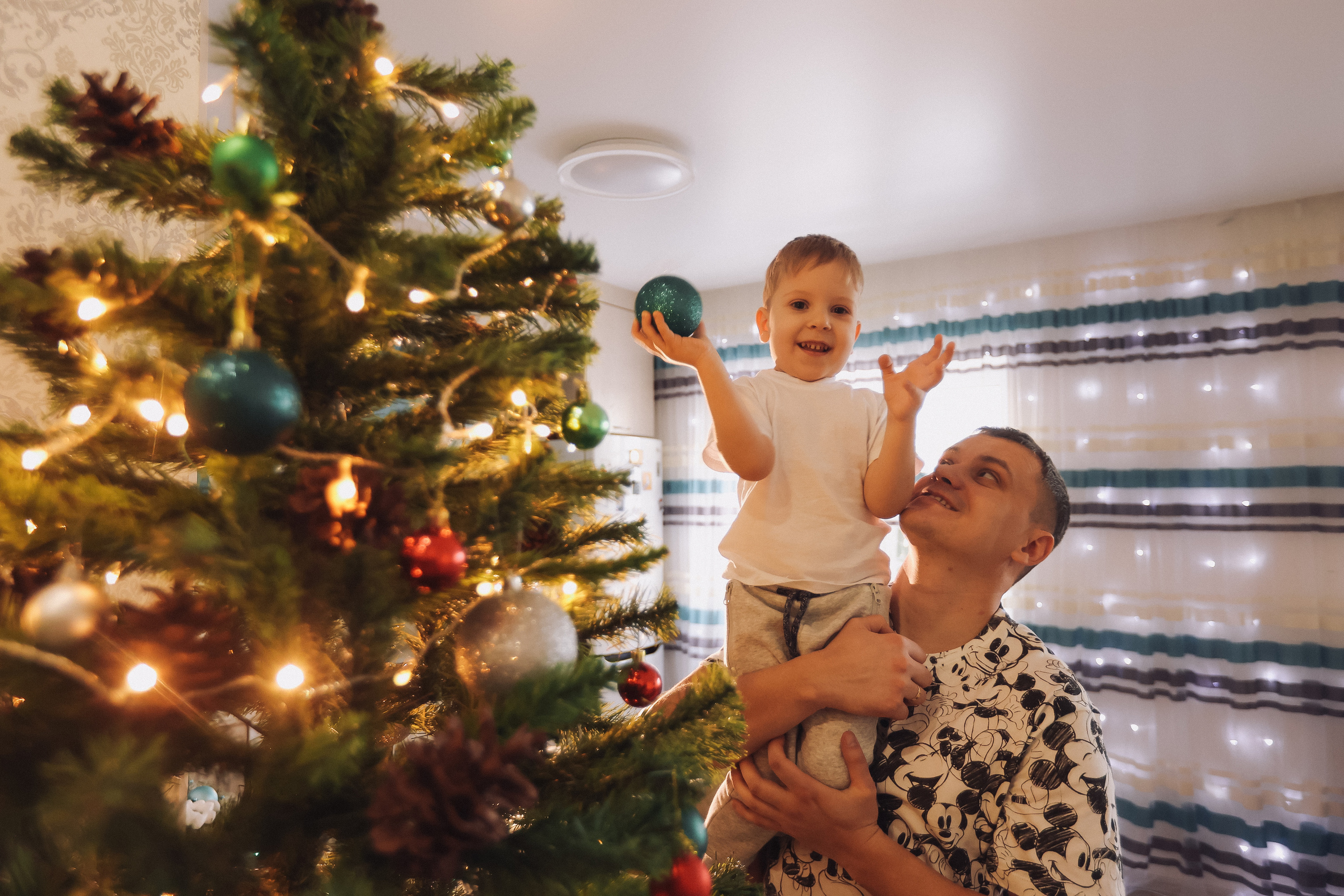 Новогодняя. Семейный фотограф Тюмень, фотограф на роды Салмина Мария