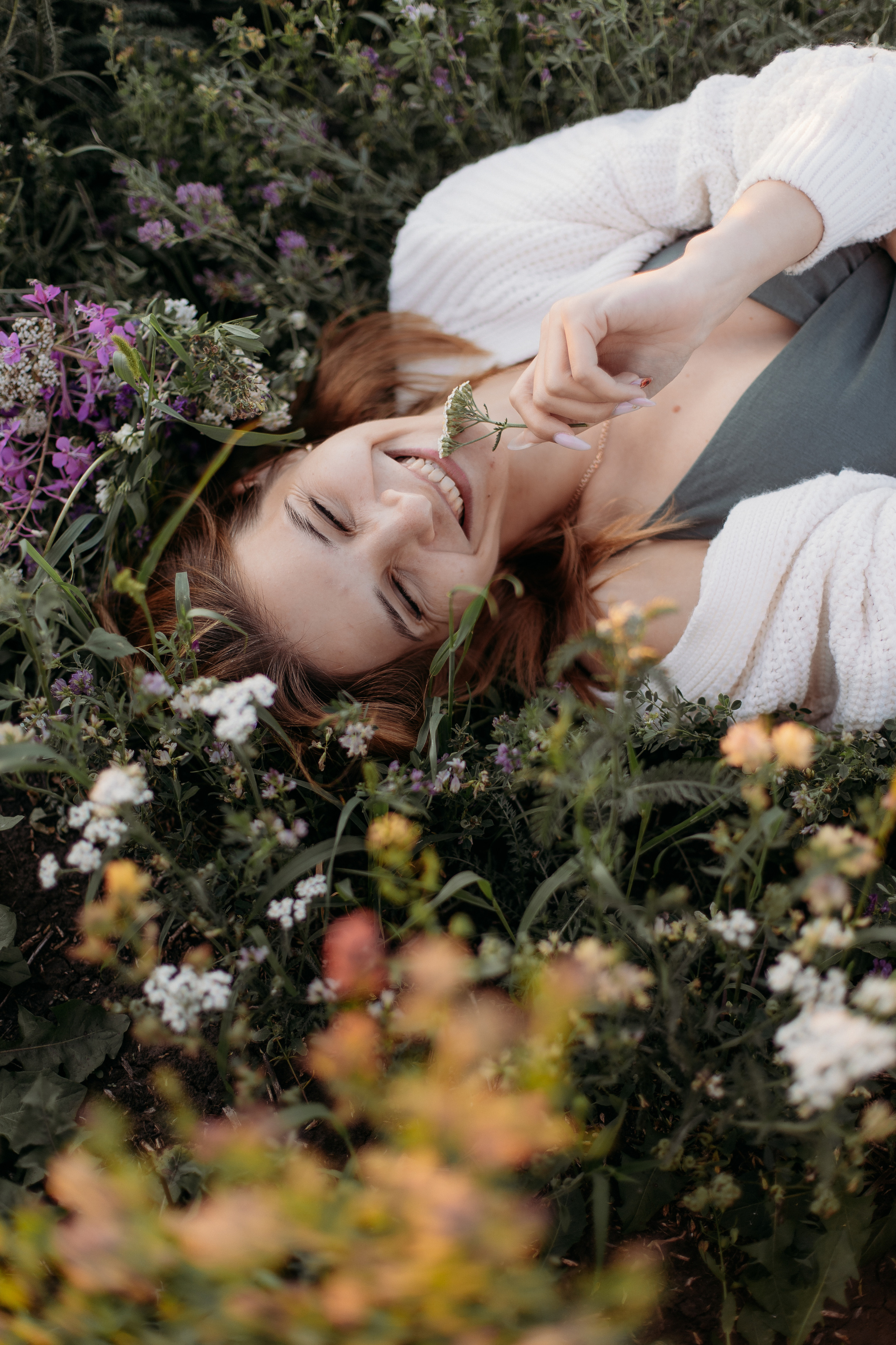 Поле. Семейный фотограф Тюмень, фотограф на роды Салмина Мария