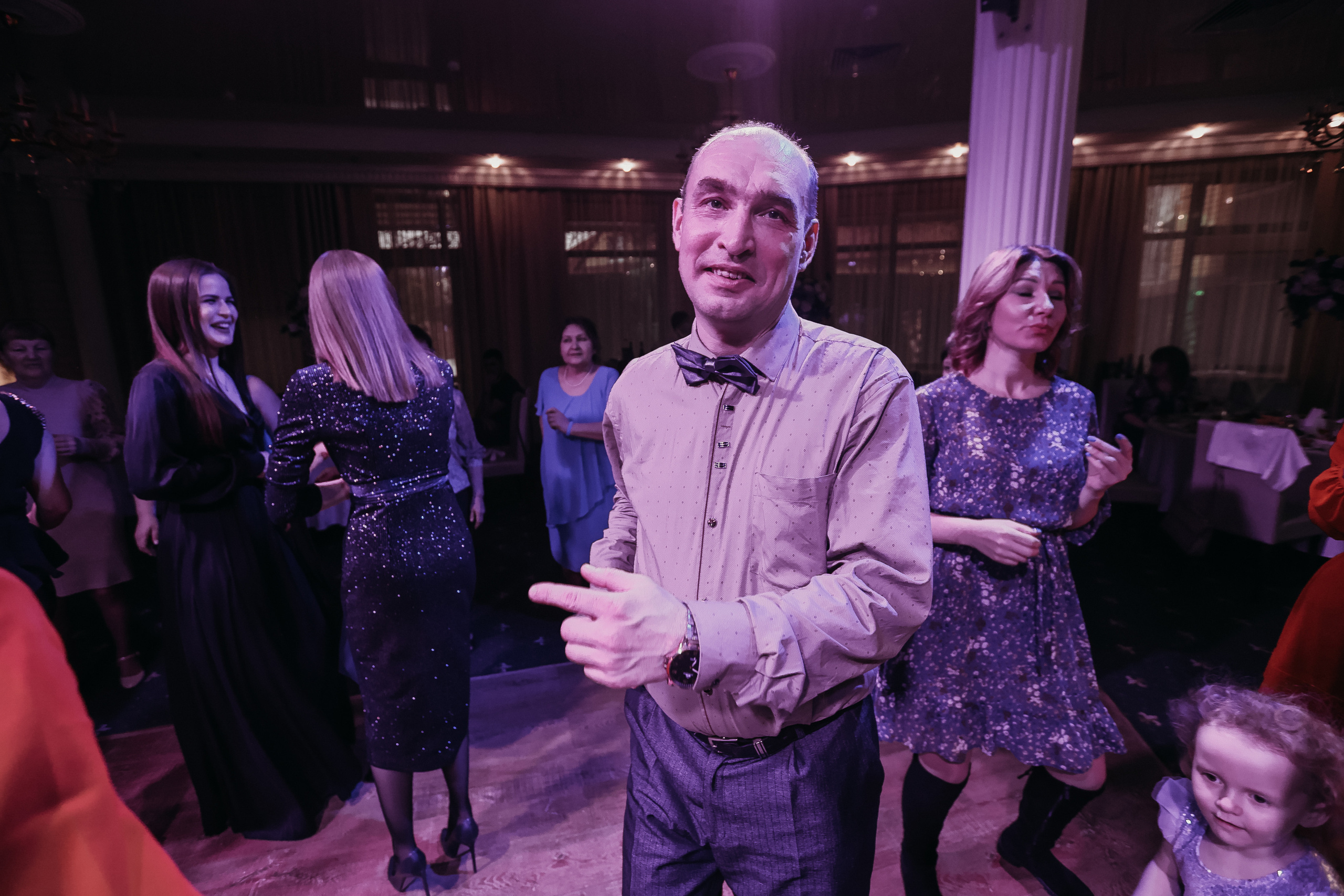 Банкет. Семейный фотограф Тюмень, фотограф на роды Салмина Мария