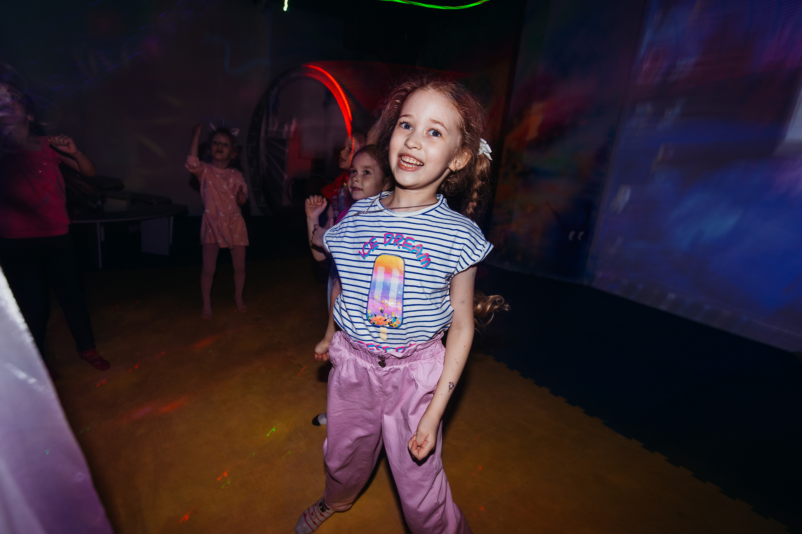 5 лет, день рождения в НЕО. Семейный фотограф Тюмень, фотограф на роды Салмина Мария