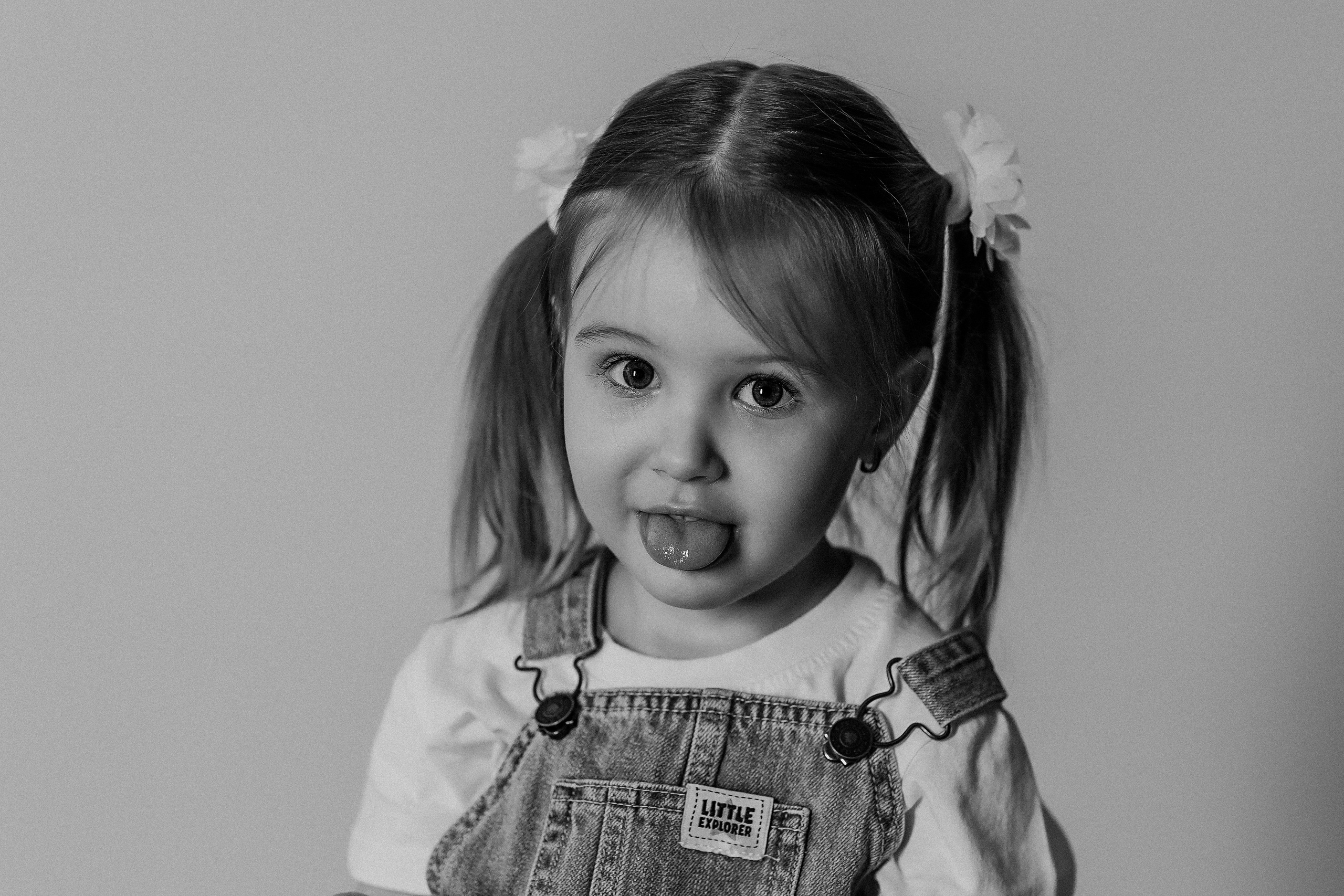 На фотофонах. Семейный фотограф Тюмень, фотограф на роды Салмина Мария