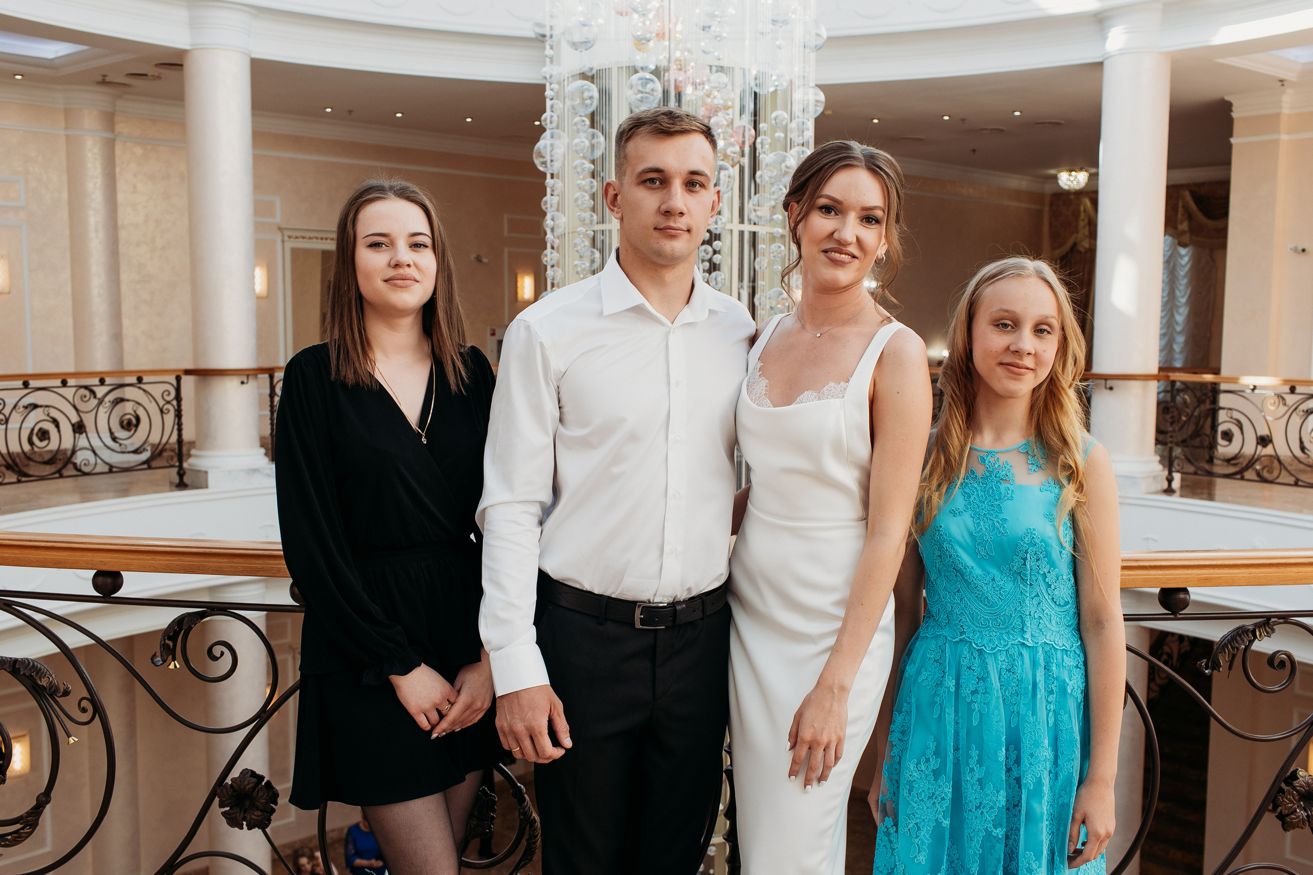 ЗАГС Малыгина. Семейный фотограф Тюмень, фотограф на роды Салмина Мария