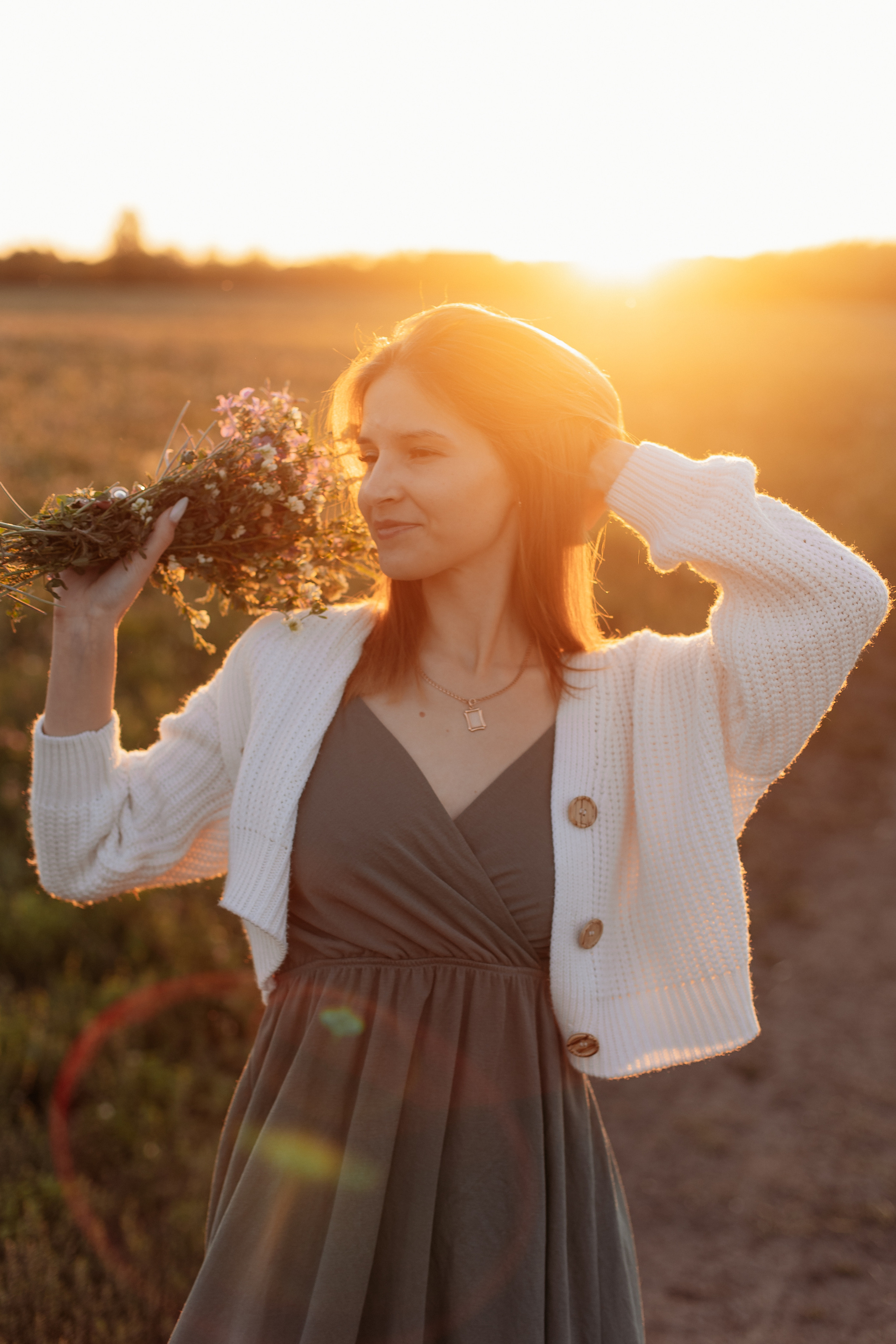 Поле. Семейный фотограф Тюмень, фотограф на роды Салмина Мария