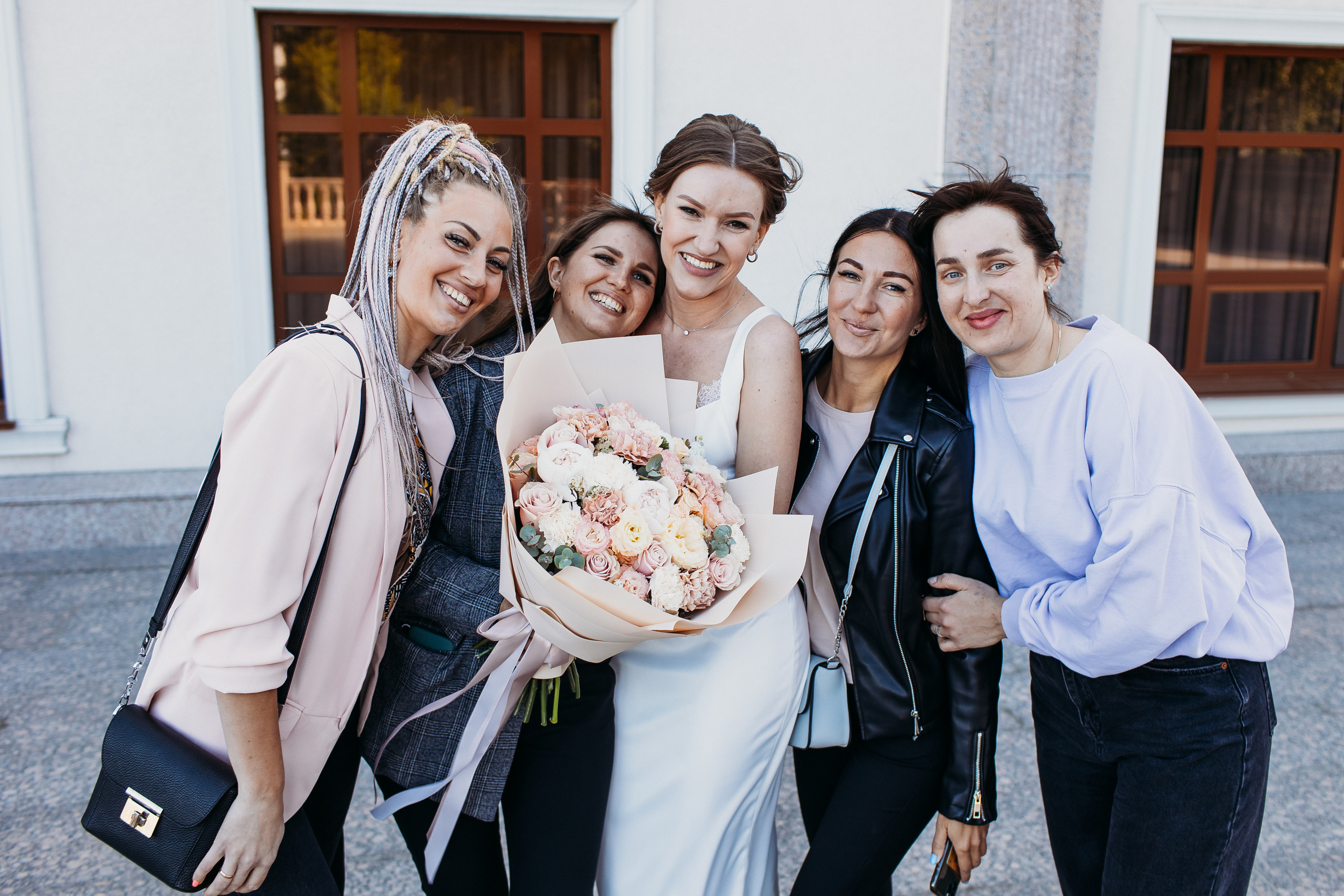 ЗАГС Малыгина. Семейный фотограф Тюмень, фотограф на роды Салмина Мария