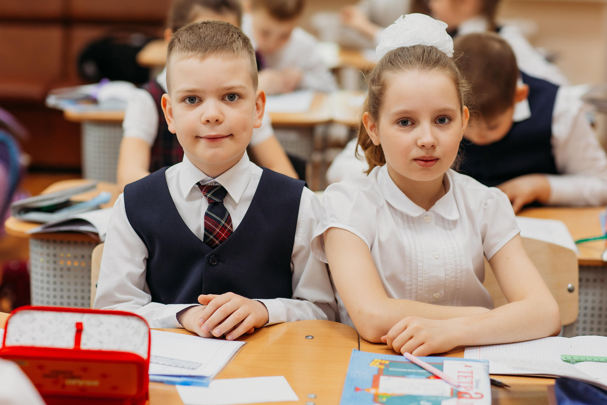 Школа 2 класс. Семейный фотограф Тюмень, фотограф на роды Салмина Мария