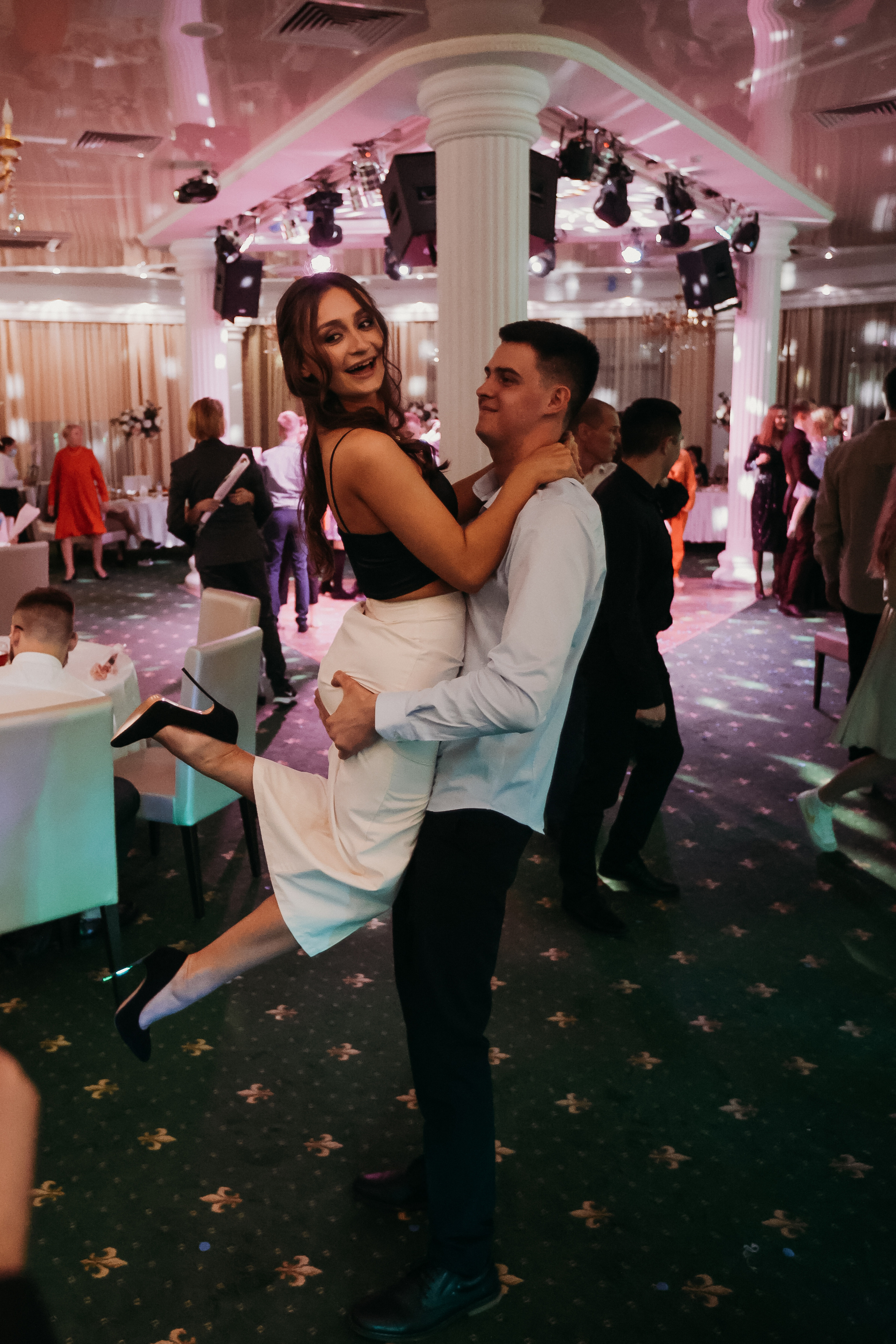 Банкет. Семейный фотограф Тюмень, фотограф на роды Салмина Мария