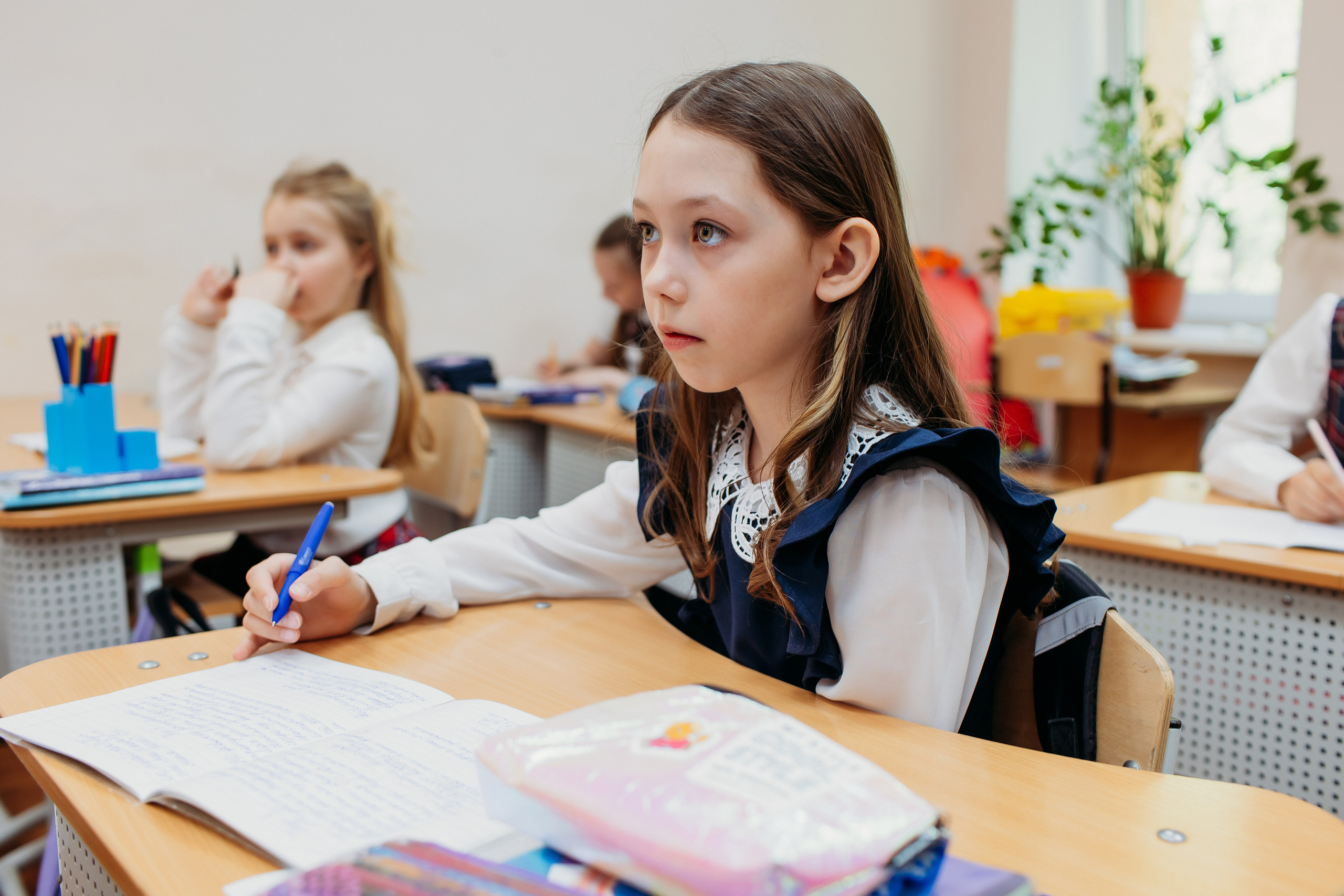 Школа 2 класс. Семейный фотограф Тюмень, фотограф на роды Салмина Мария