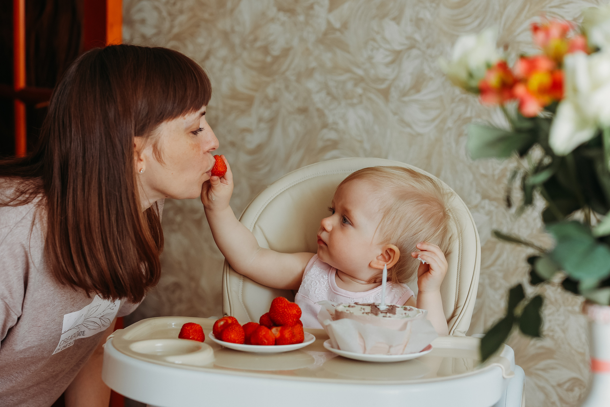 Дома. Семейный фотограф Тюмень, фотограф на роды Салмина Мария