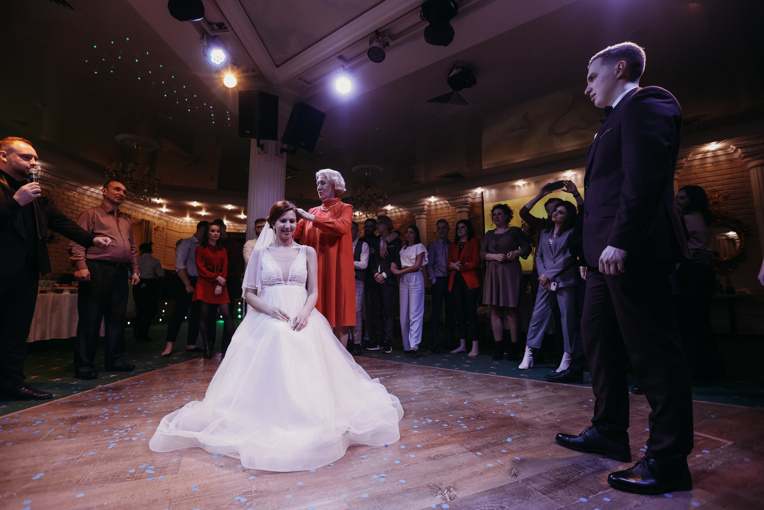 Банкет. Семейный фотограф Тюмень, фотограф на роды Салмина Мария