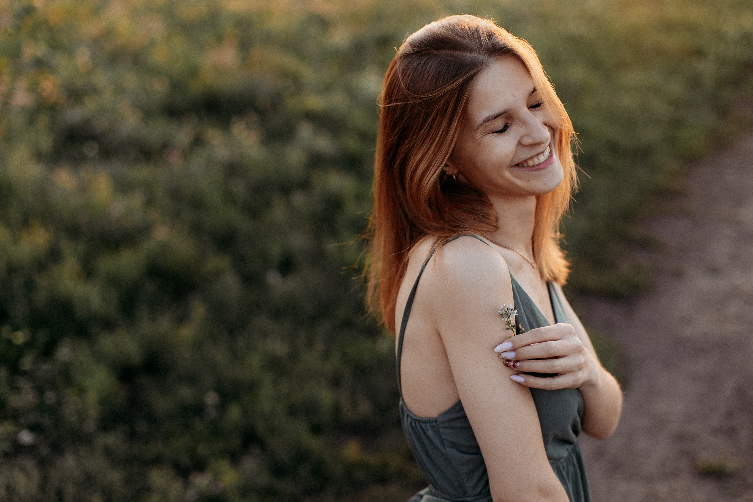 Поле. Семейный фотограф Тюмень, фотограф на роды Салмина Мария