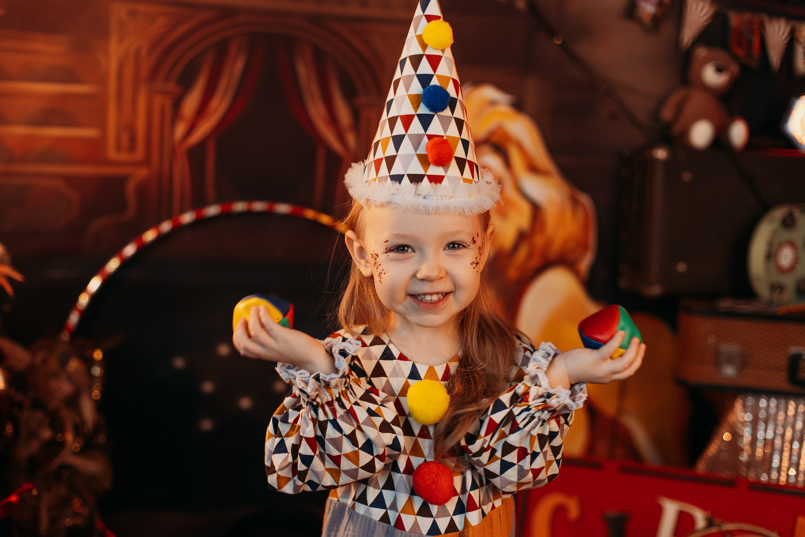 Цирк. Семейный фотограф Тюмень, фотограф на роды Салмина Мария