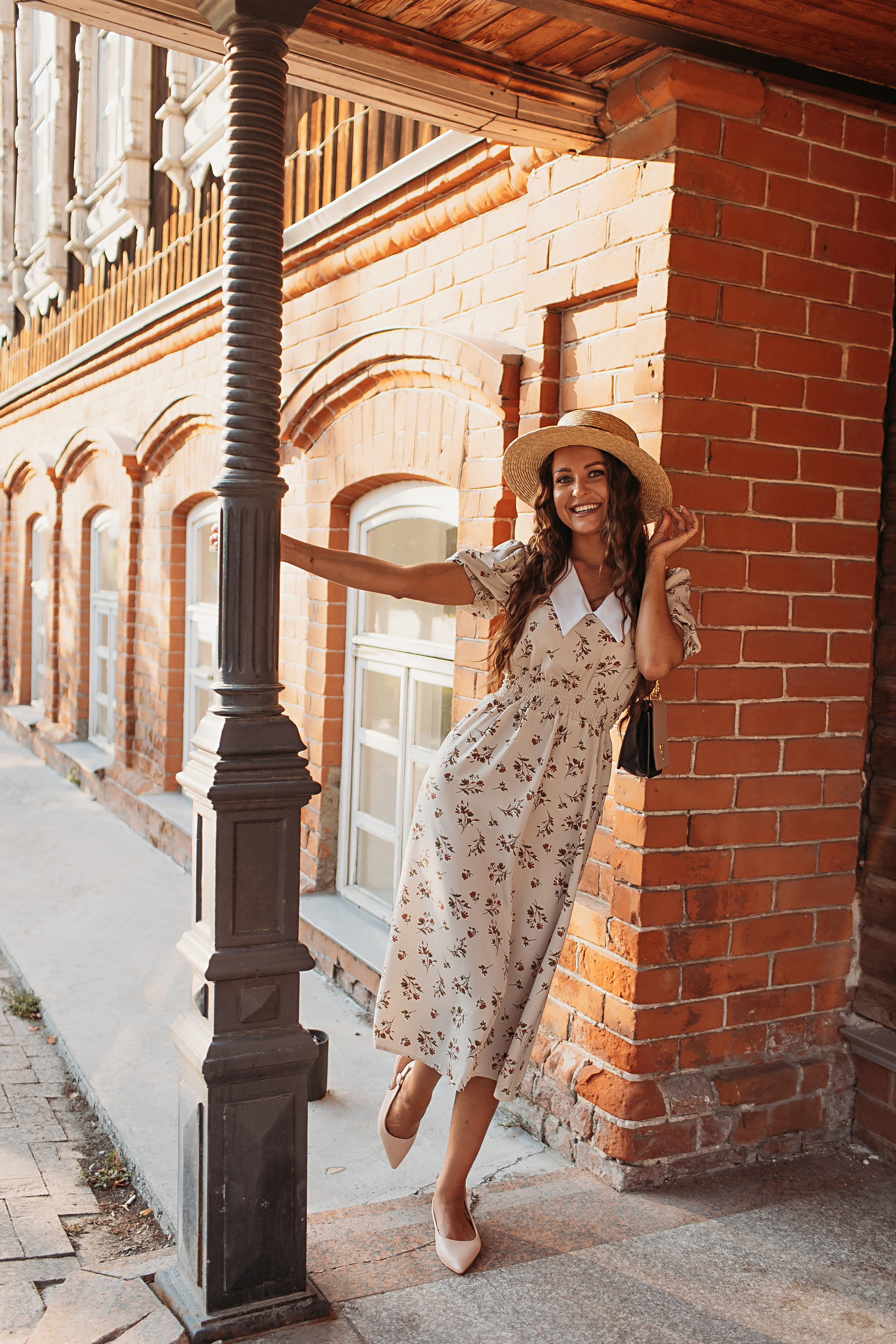 Набережная на закате. Семейный фотограф Тюмень, фотограф на роды Салмина Мария