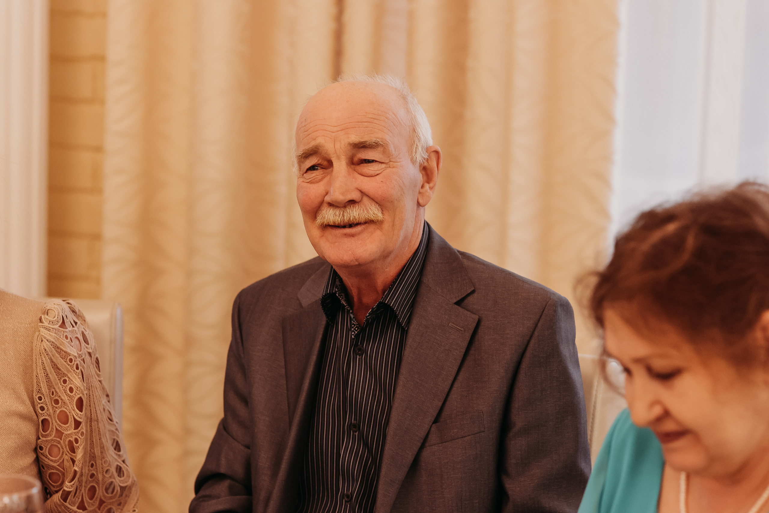 Банкет. Семейный фотограф Тюмень, фотограф на роды Салмина Мария