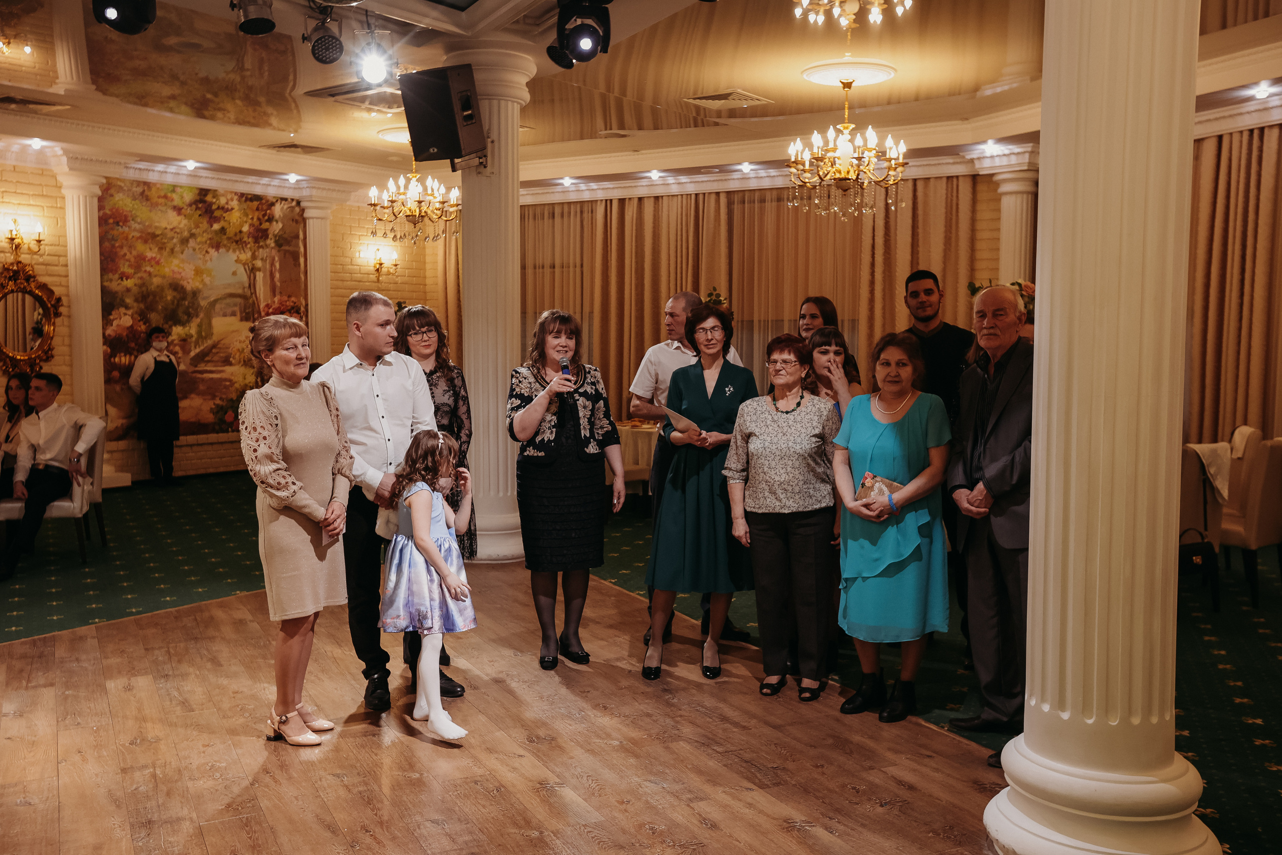 Банкет. Семейный фотограф Тюмень, фотограф на роды Салмина Мария