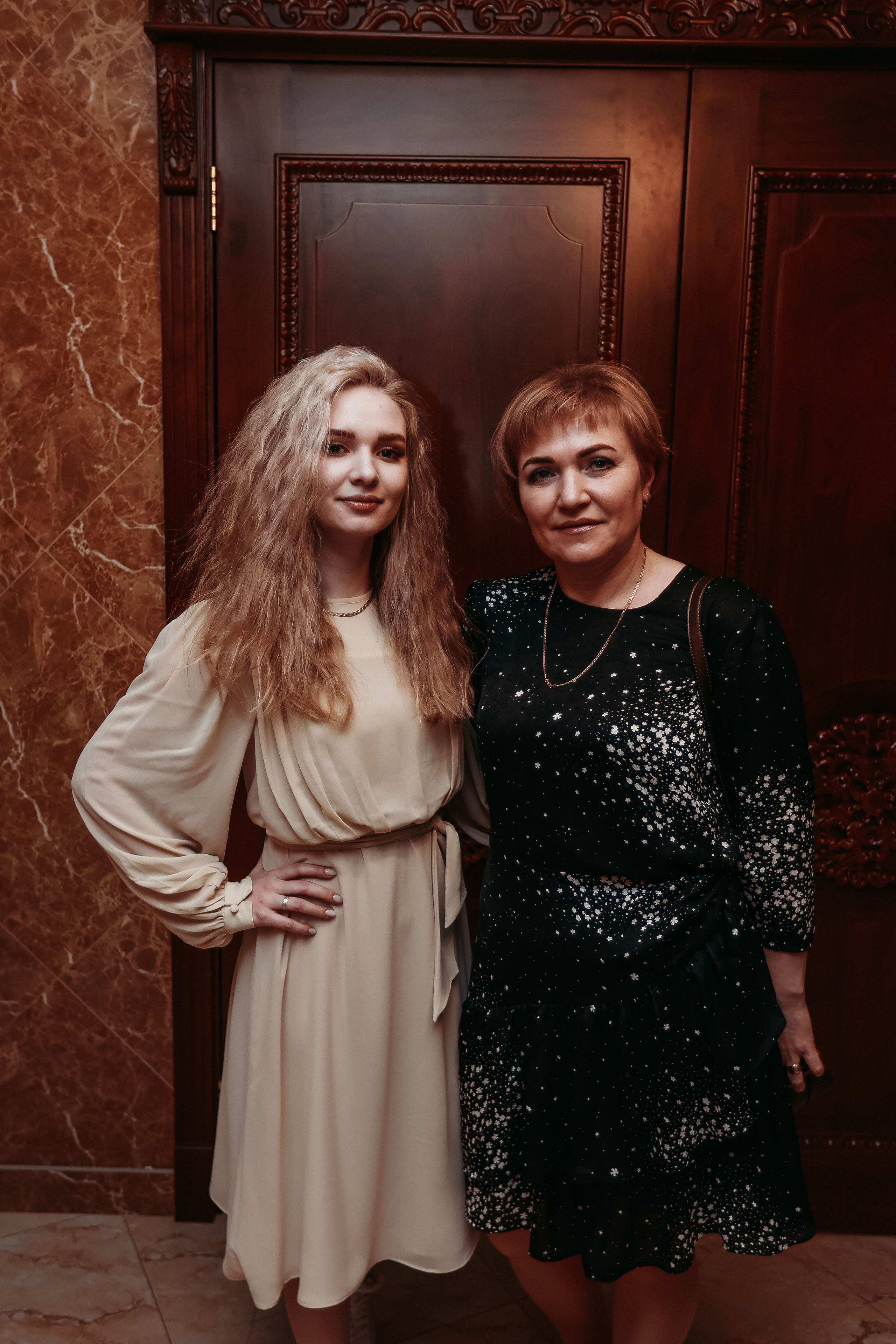 Банкет. Семейный фотограф Тюмень, фотограф на роды Салмина Мария