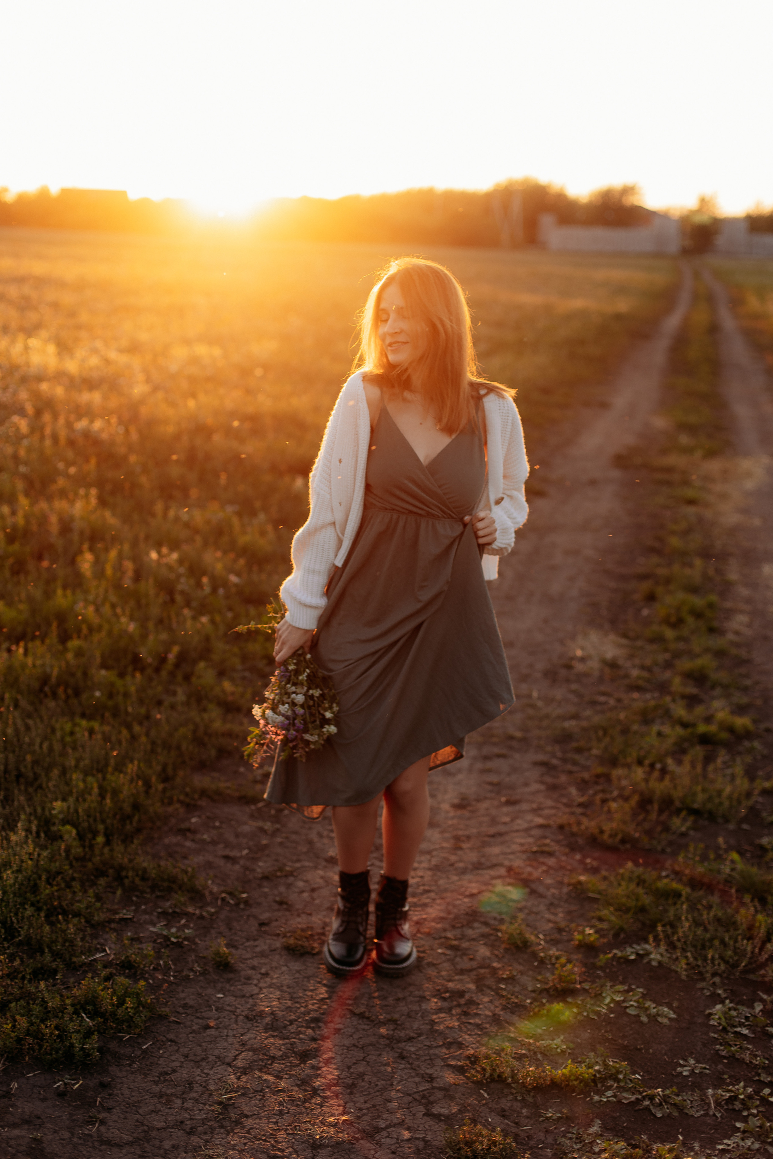 Поле. Семейный фотограф Тюмень, фотограф на роды Салмина Мария