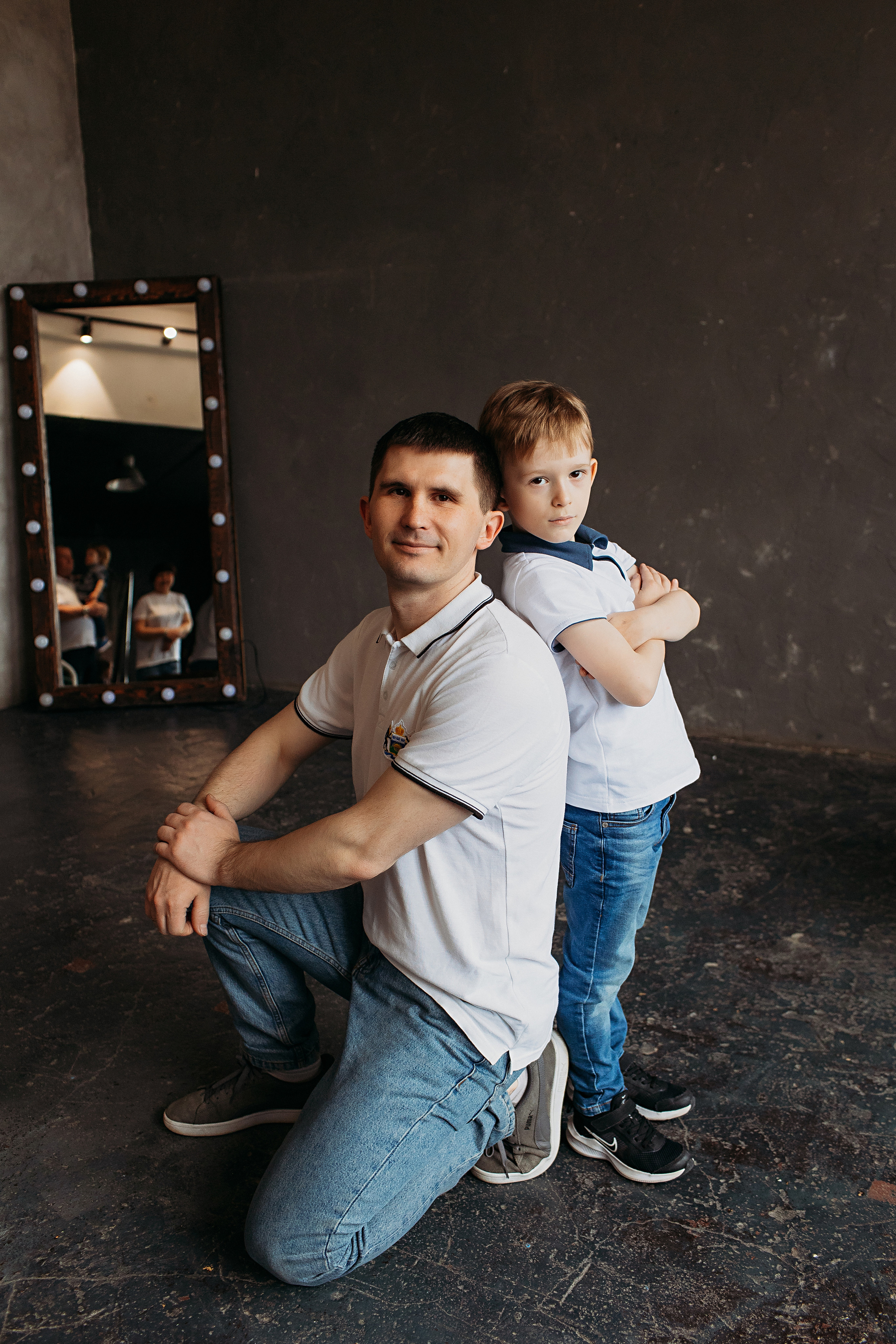 Лофт пространство Наше место. Семейный фотограф Тюмень, фотограф на роды Салмина Мария