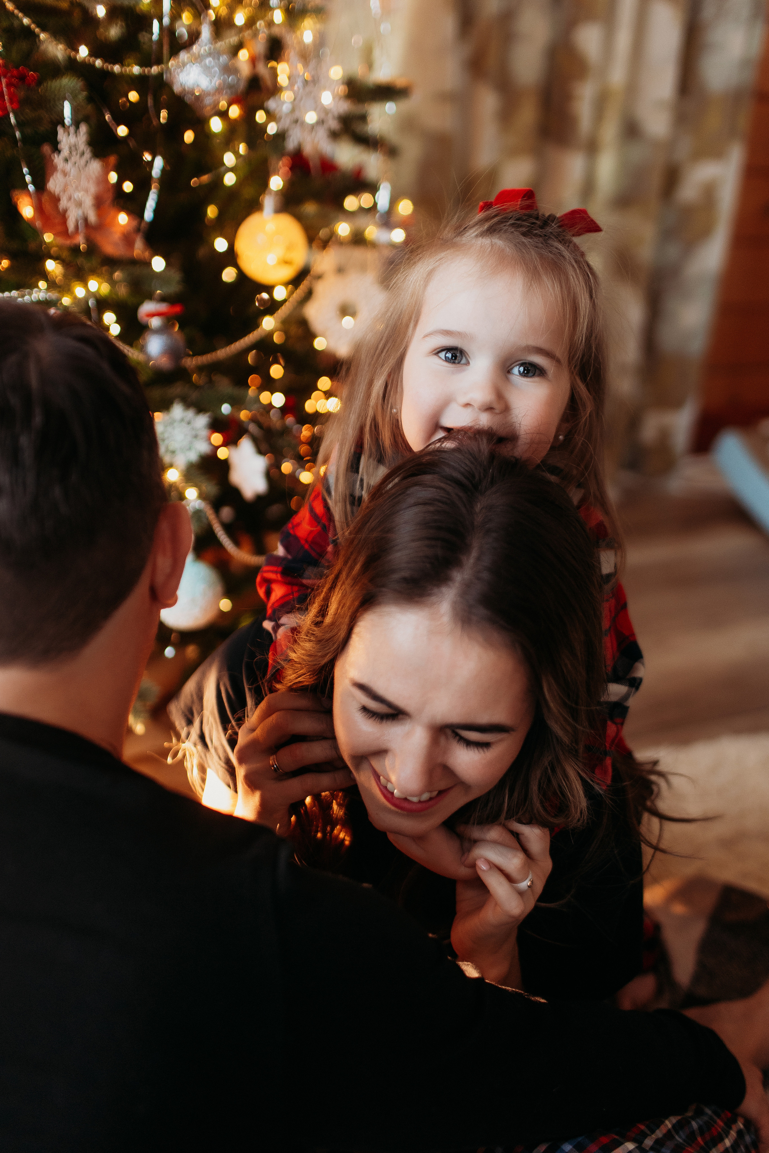 Тёплый новый год. Семейный фотограф Тюмень, фотограф на роды Салмина Мария