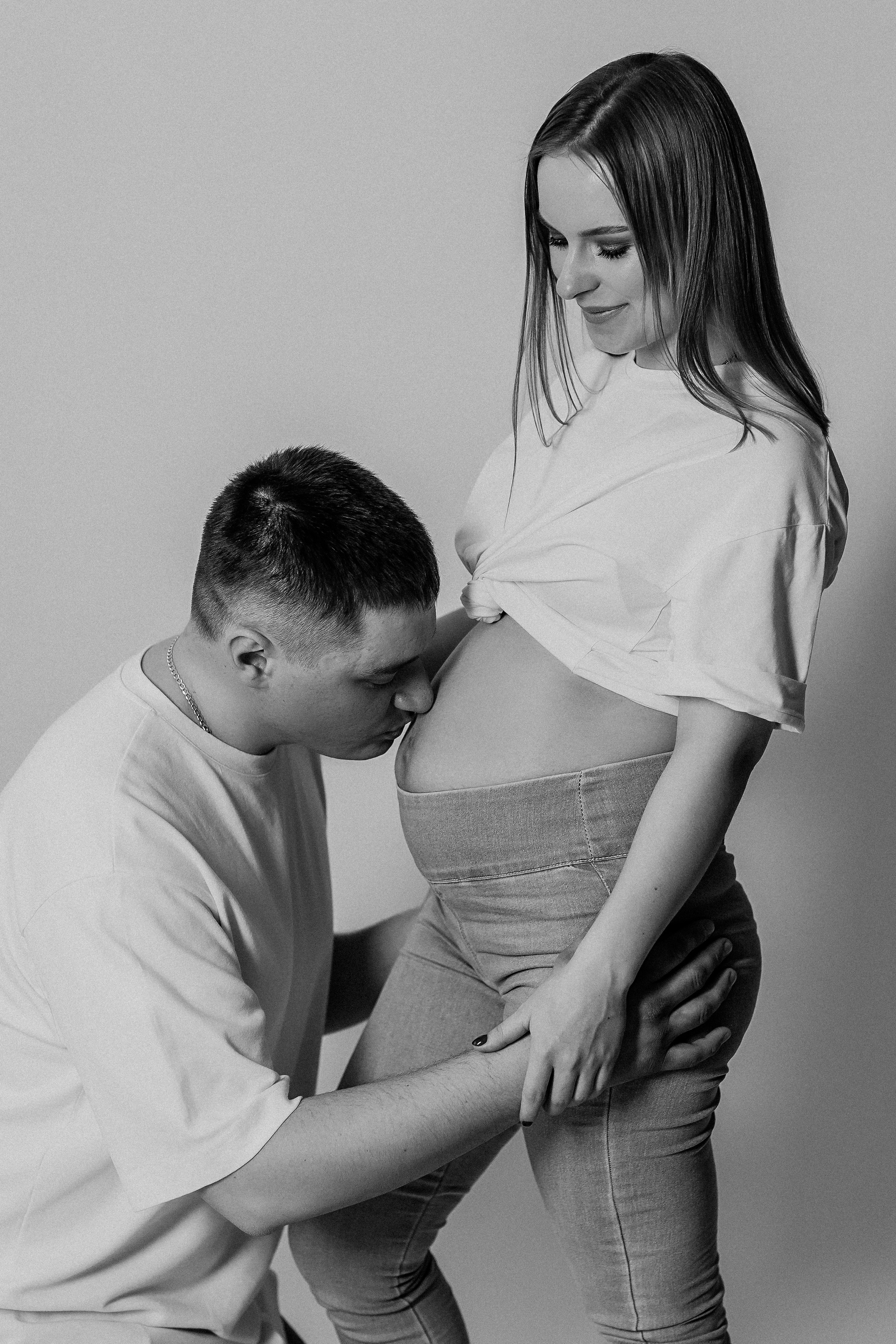 На фотофонах. Семейный фотограф Тюмень, фотограф на роды Салмина Мария