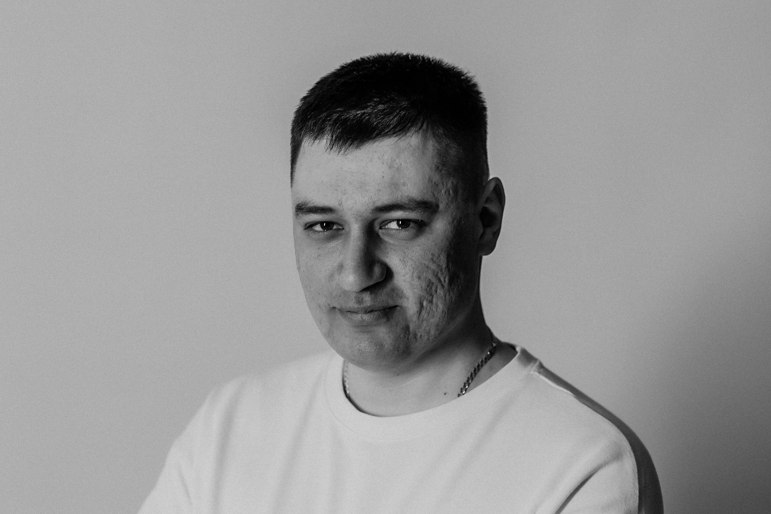 На фотофонах. Семейный фотограф Тюмень, фотограф на роды Салмина Мария