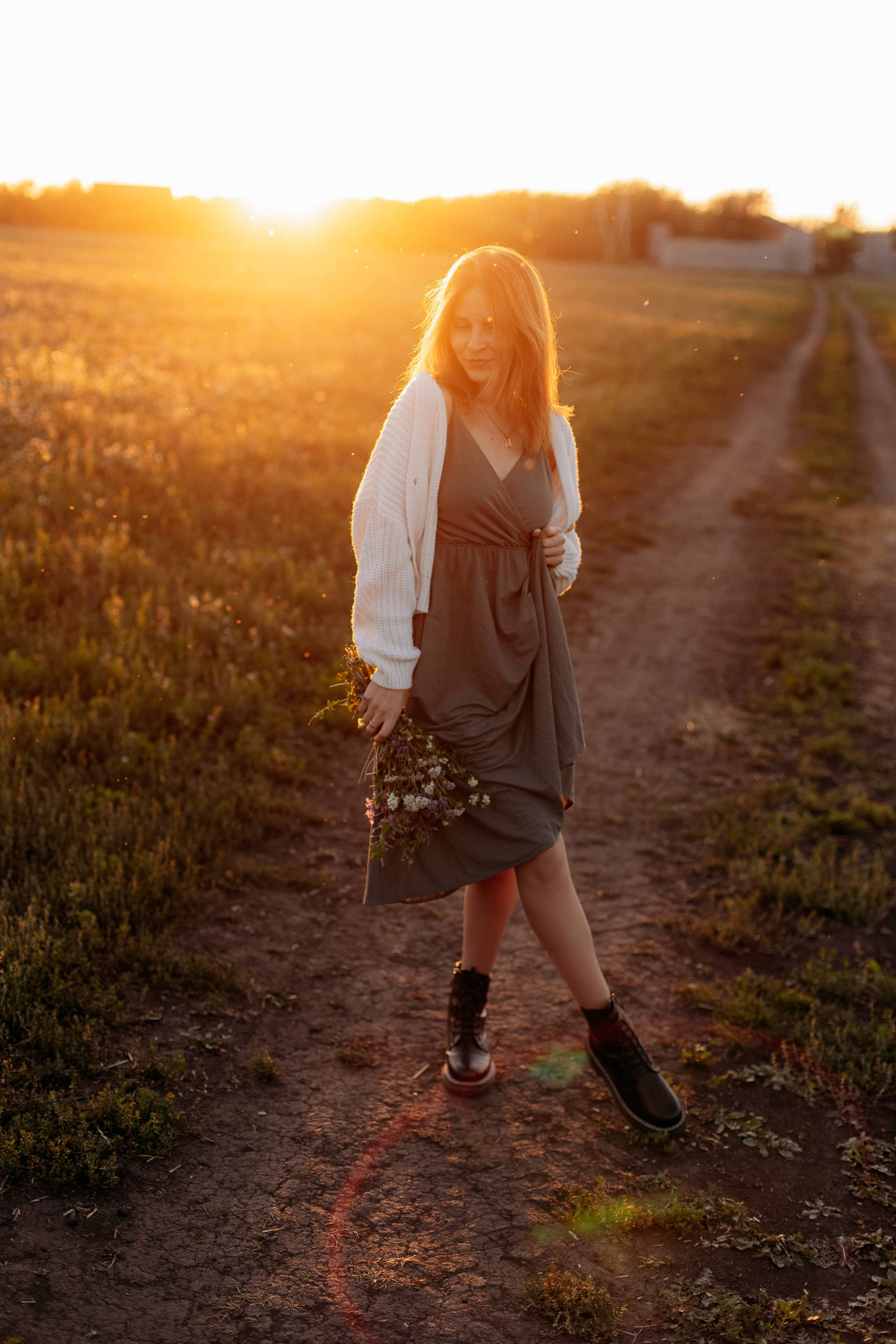 Поле. Семейный фотограф Тюмень, фотограф на роды Салмина Мария