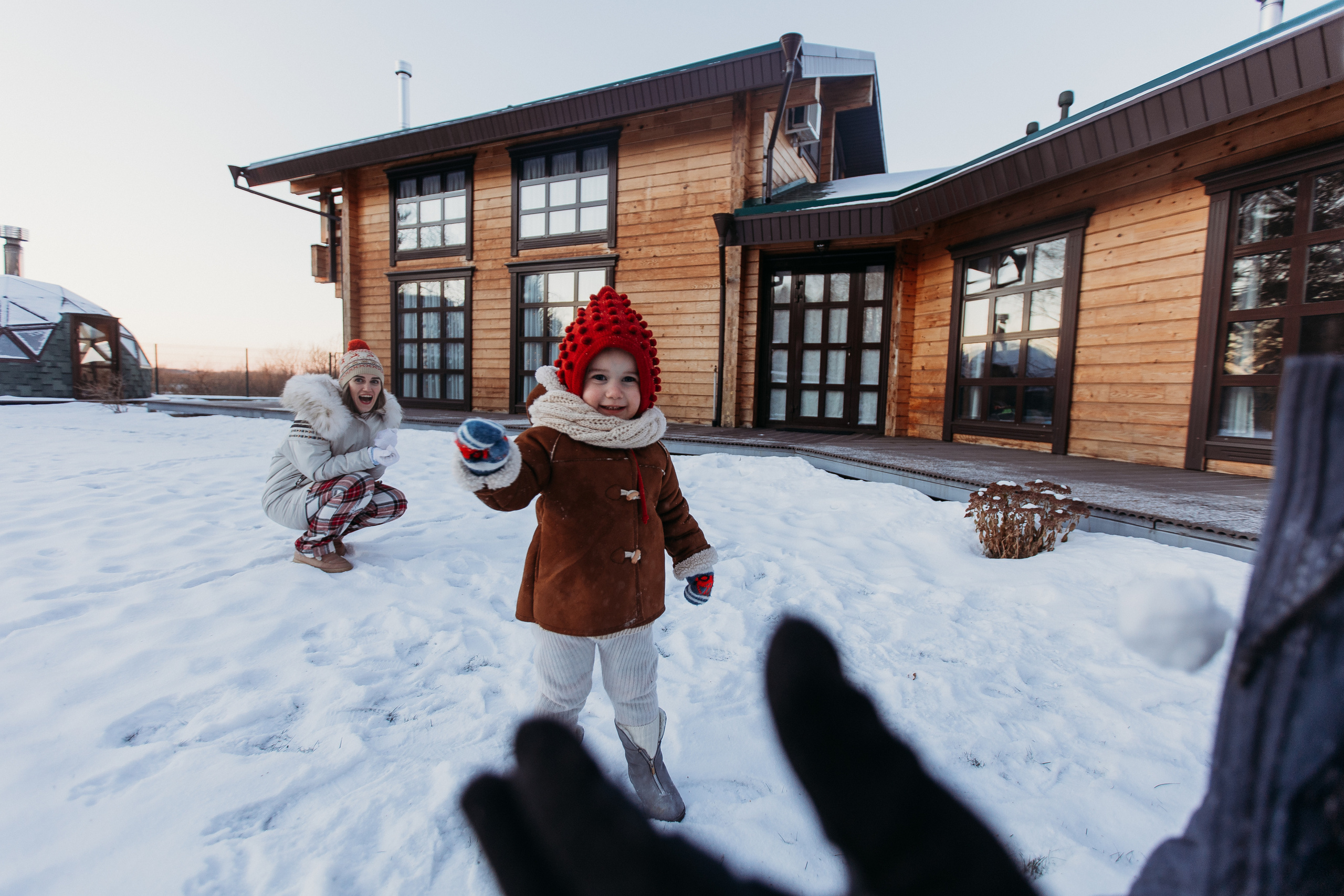 Тёплый новый год. Семейный фотограф Тюмень, фотограф на роды Салмина Мария