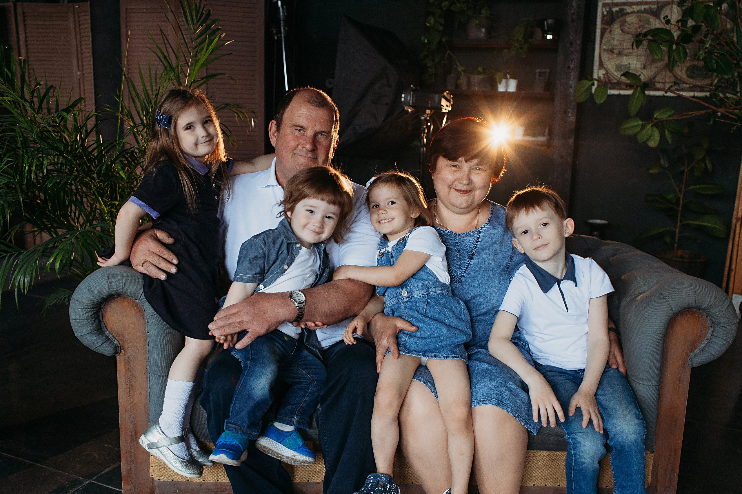 Лофт пространство Наше место. Семейный фотограф Тюмень, фотограф на роды Салмина Мария