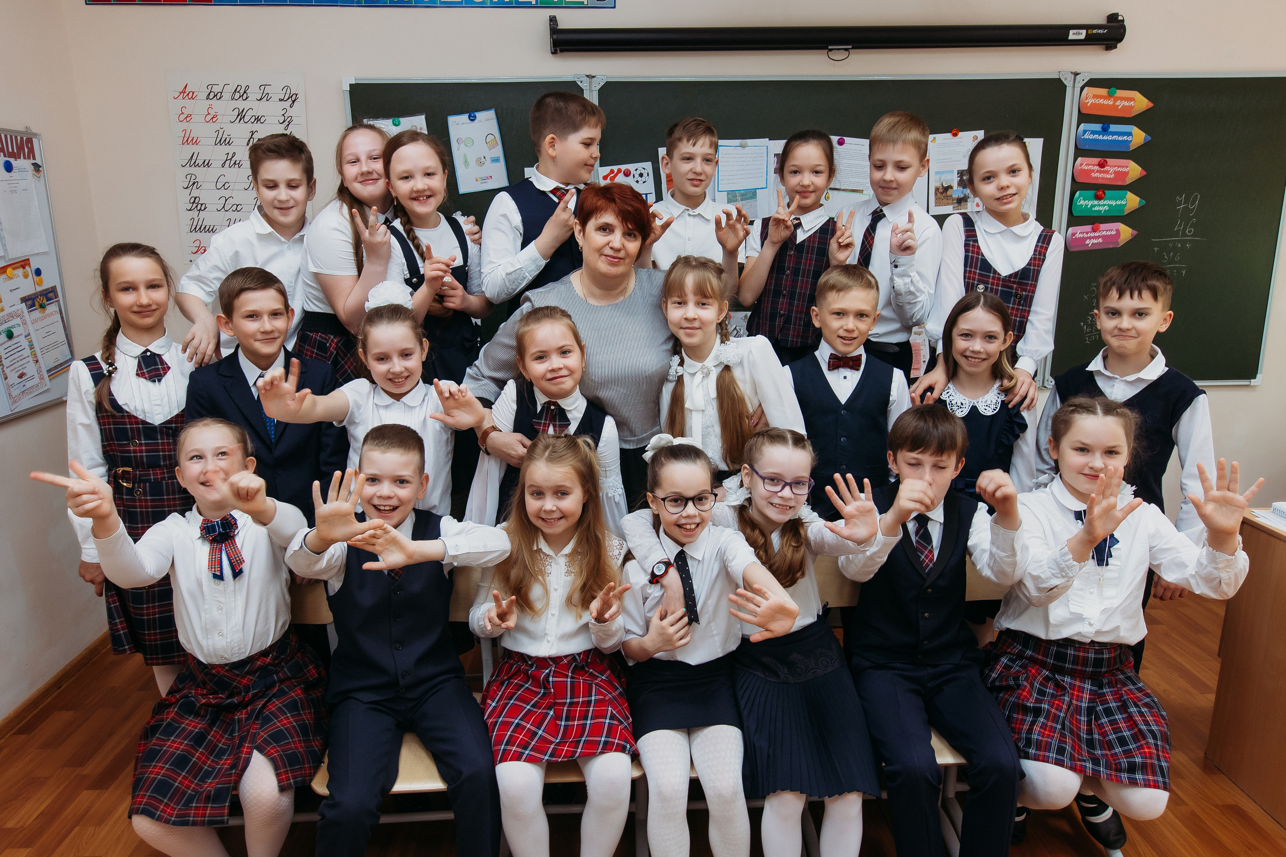 Школа 2 класс. Семейный фотограф Тюмень, фотограф на роды Салмина Мария